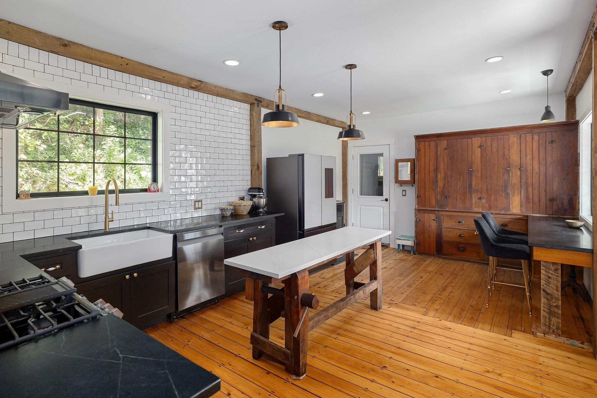 140 Pleasant Street Property Photo 1