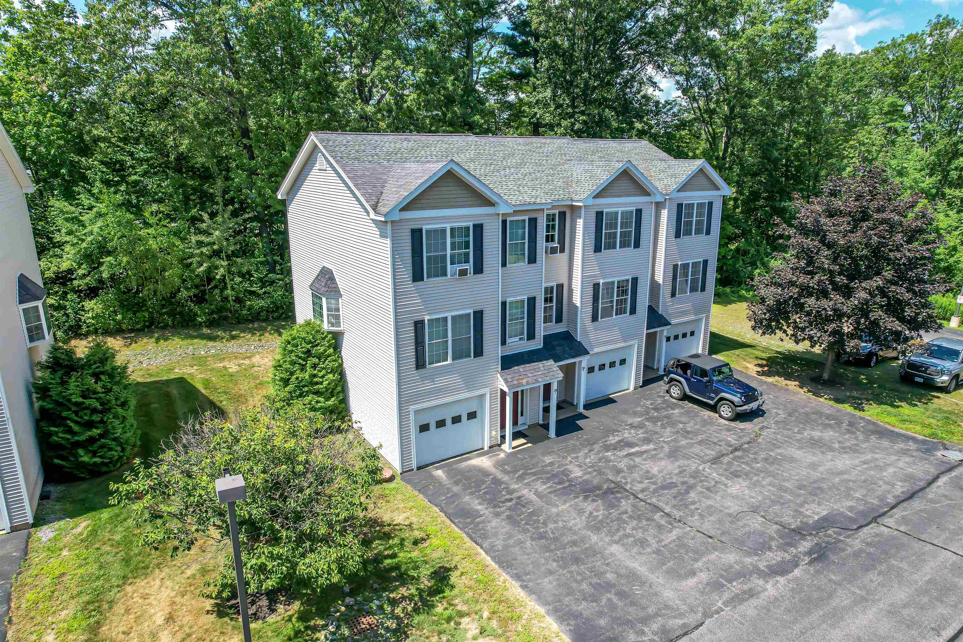 30 Melissa Way Property Photo 3