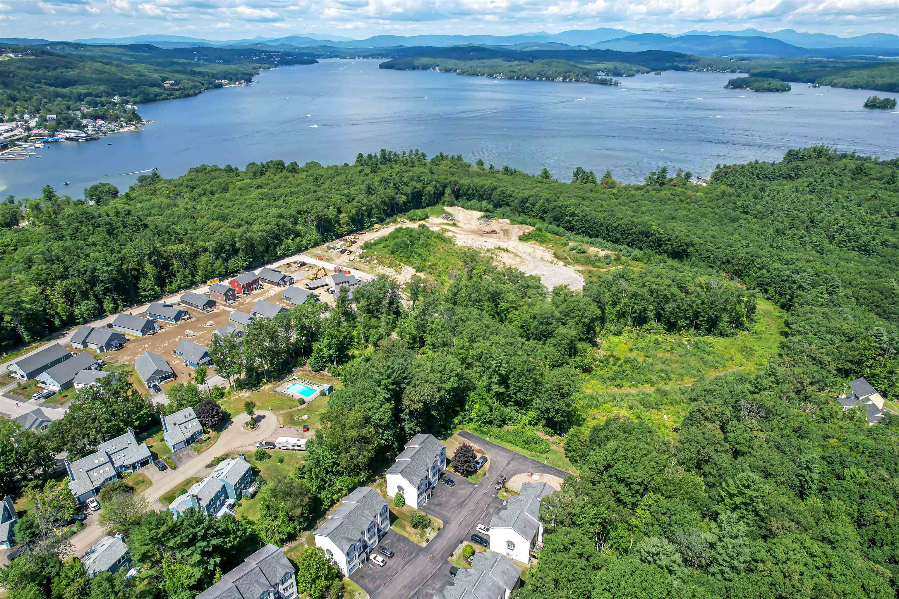 30 Melissa Way Property Photo 4