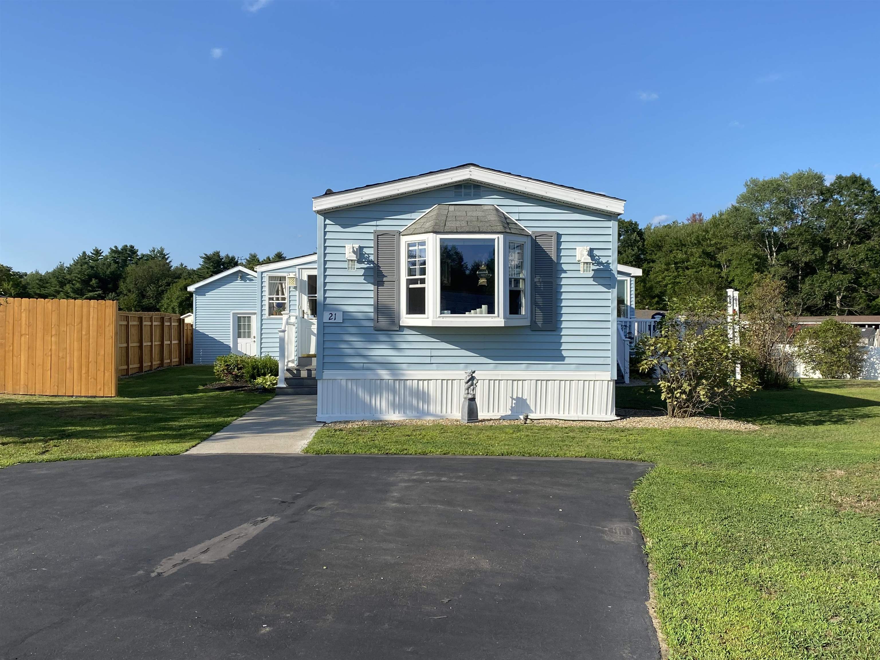 21 Blossom Lane Property Photo 1