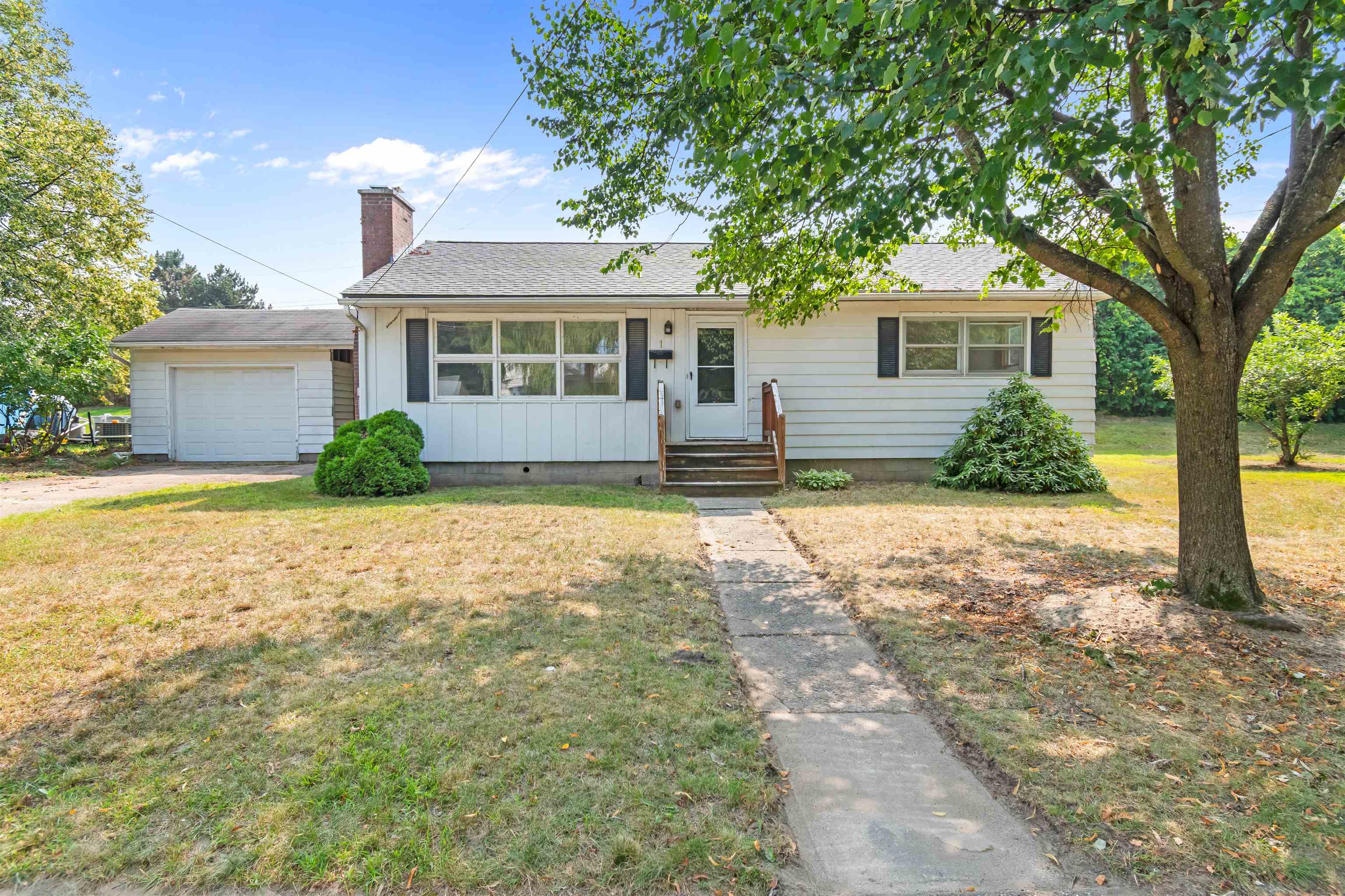 1 Florida Avenue Property Photo 1