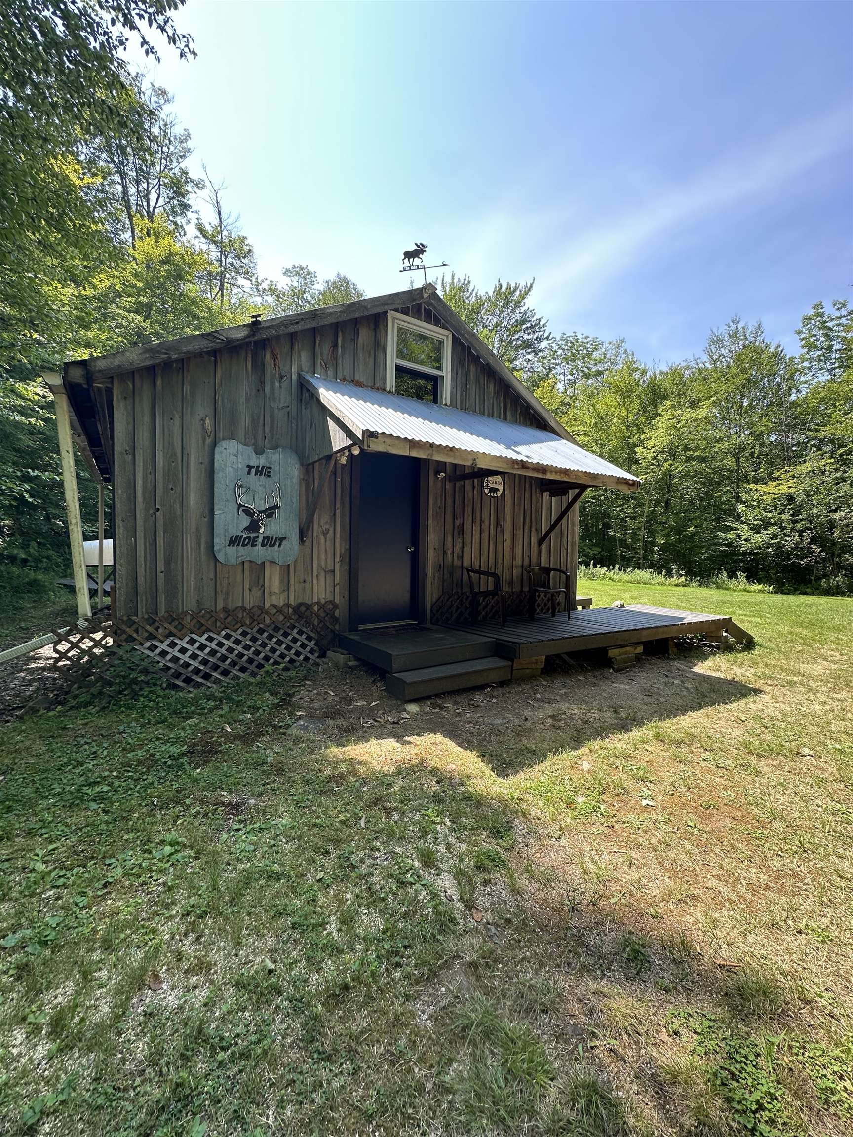 344 Hemlock Lane Property Photo 6