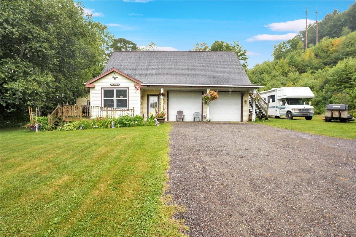 1300 River Road Property Photo 1
