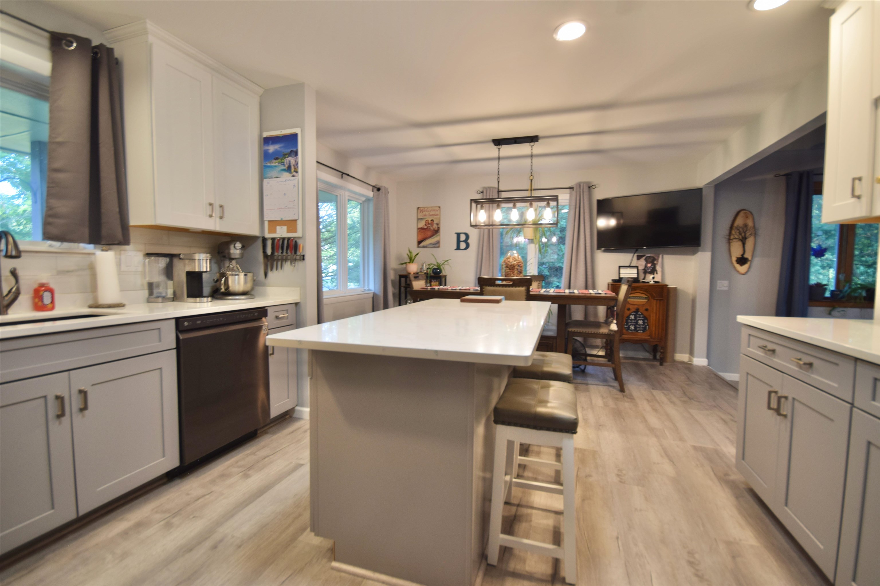 3 Bobolink Circle Property Photo 2