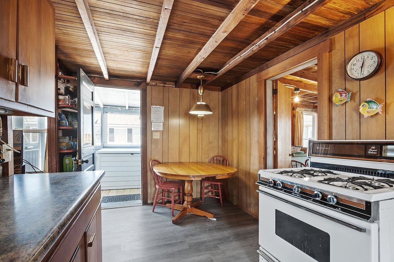 22-24 Perkins Avenue Property Photo 15