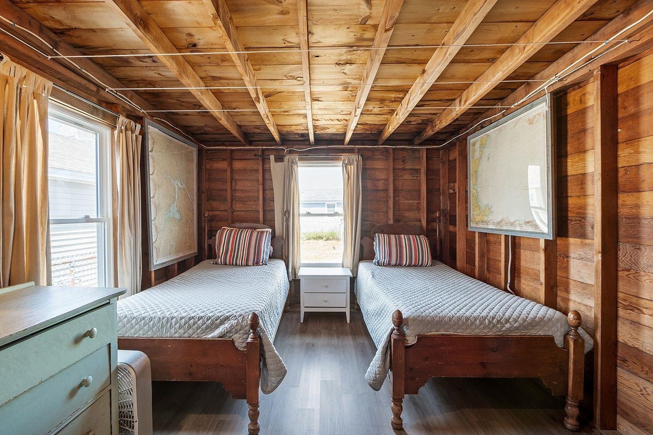 22-24 Perkins Avenue Property Photo 16