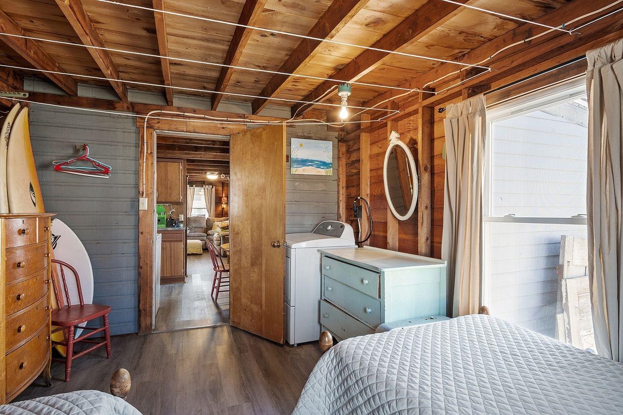 22-24 Perkins Avenue Property Photo 17