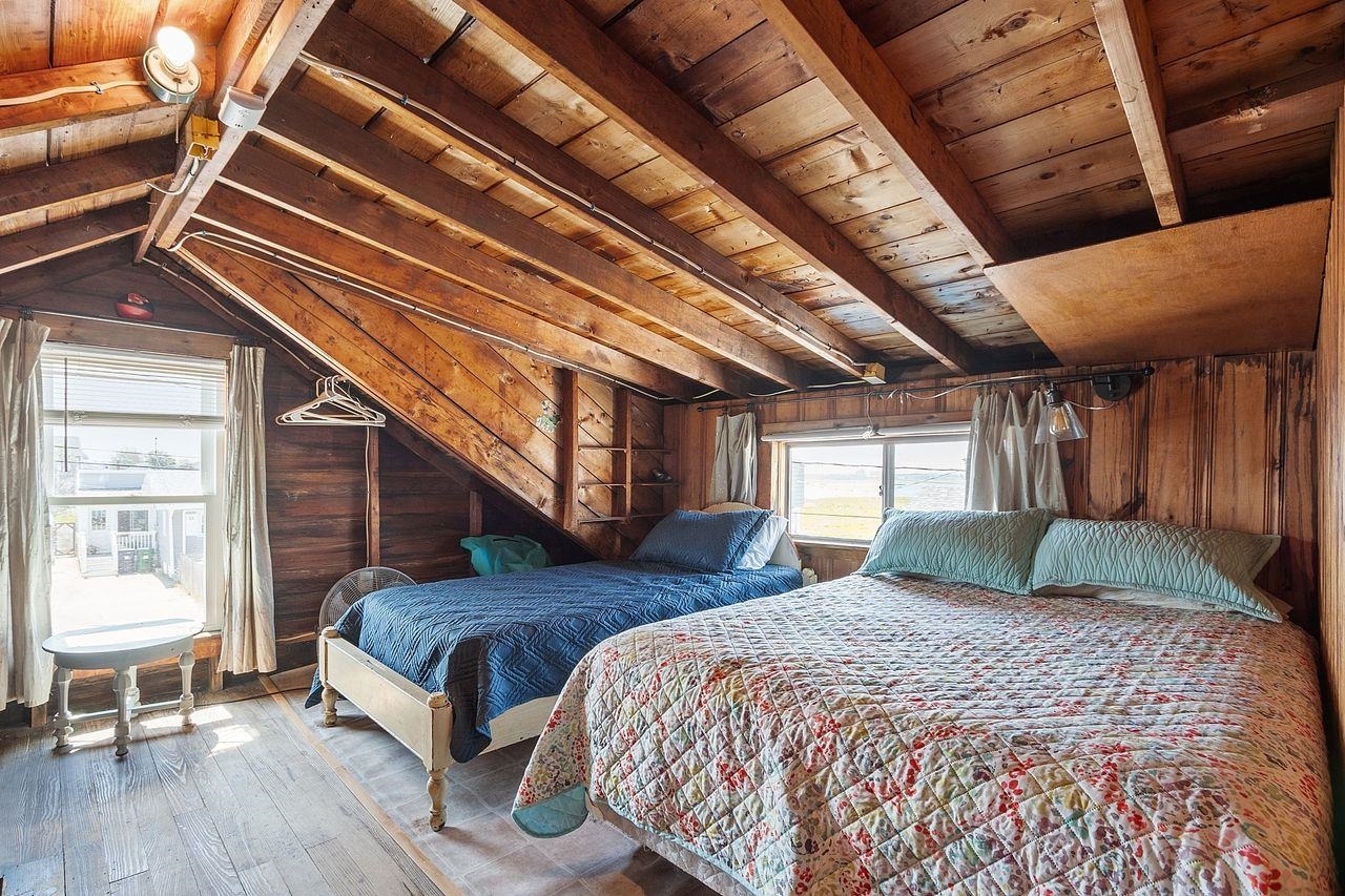 22-24 Perkins Avenue Property Photo 25