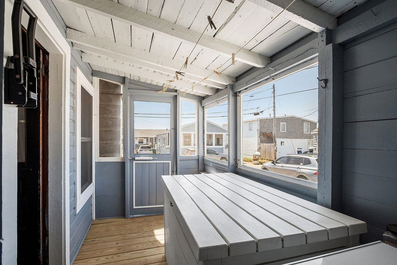 22-24 Perkins Avenue Property Photo 40