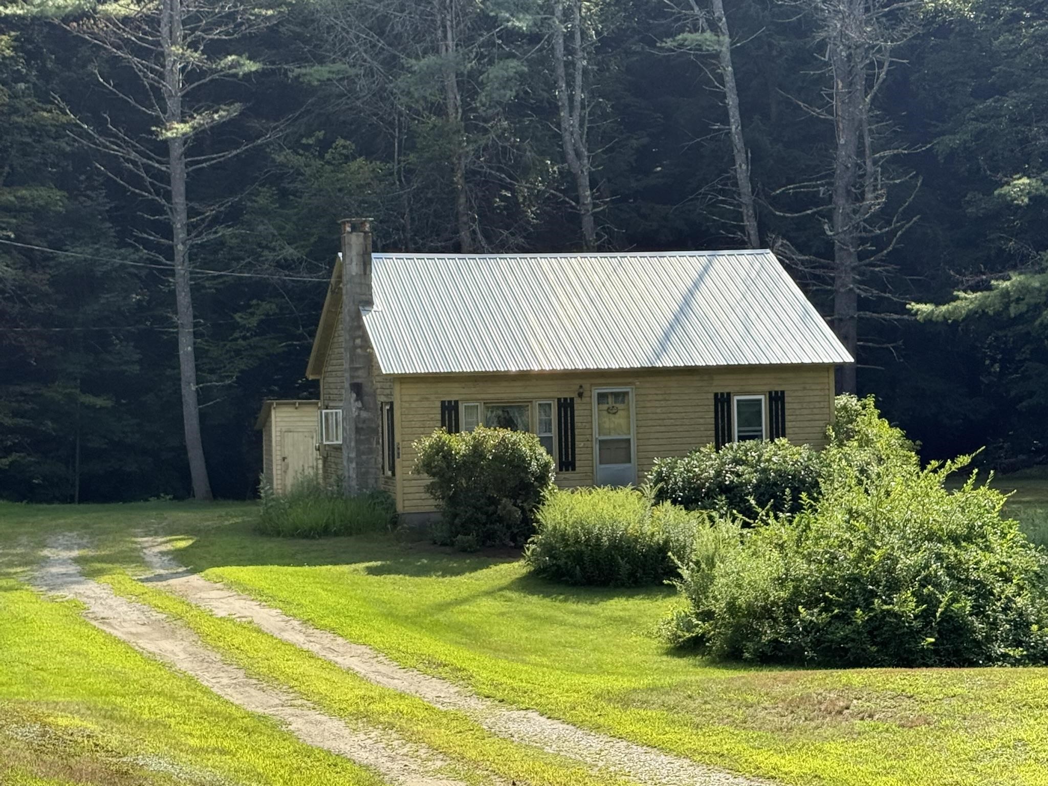 586 South Wardsboro Road Property Photo 1