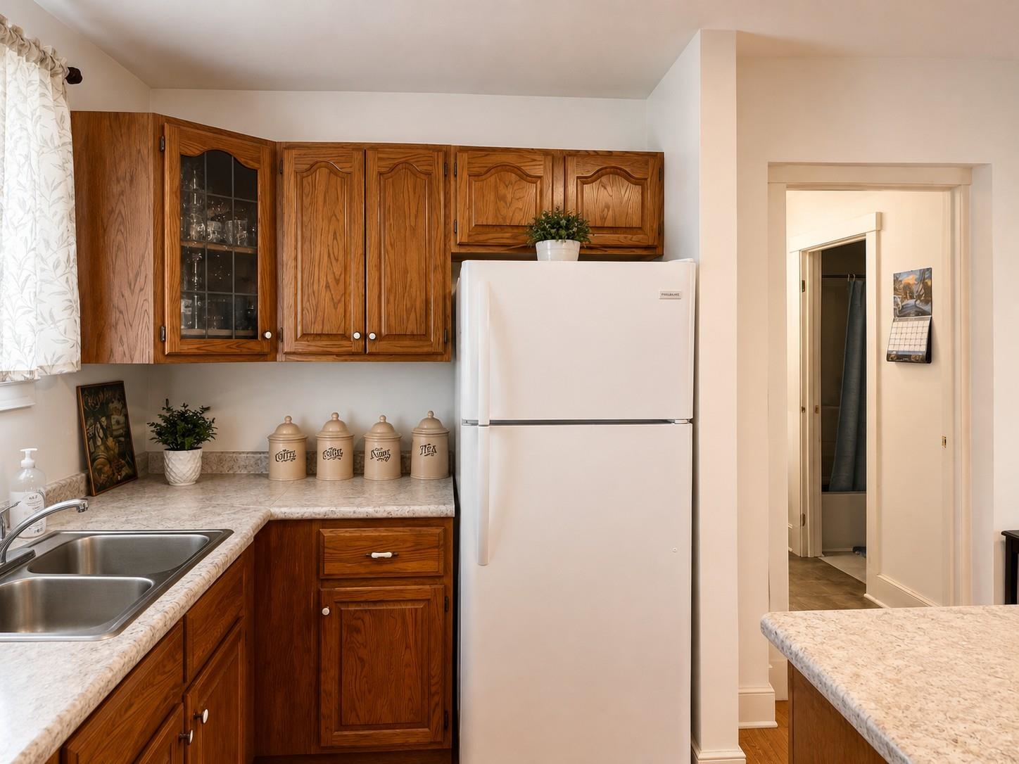 7868 Pomfret Road Property Photo 12