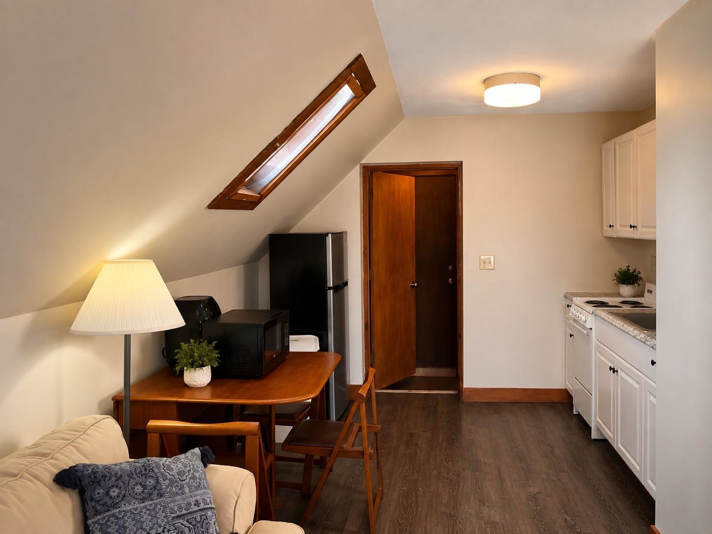 7868 Pomfret Road Property Photo 22