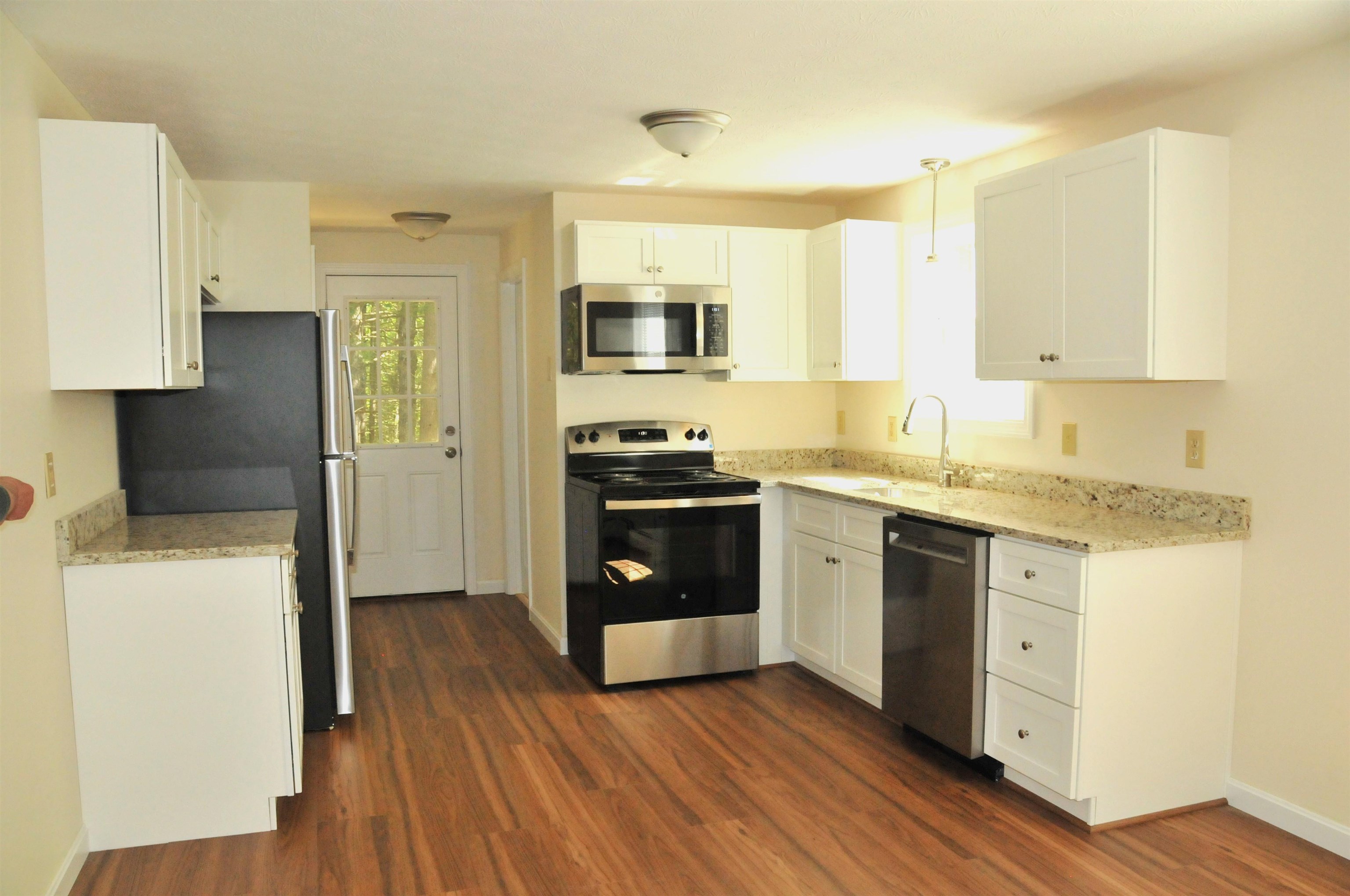 115 Highrock Road Property Photo 4