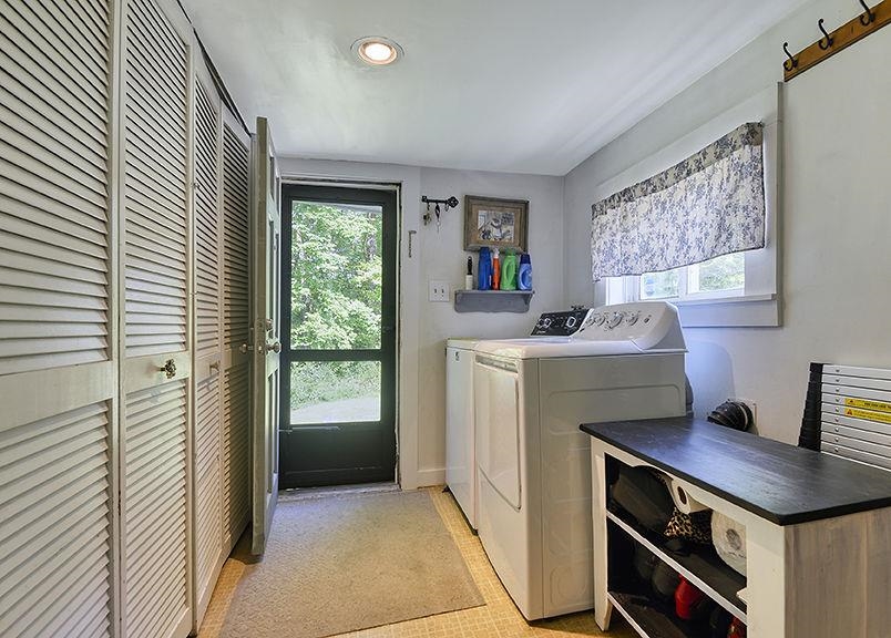 552 Valley Road Property Photo 7