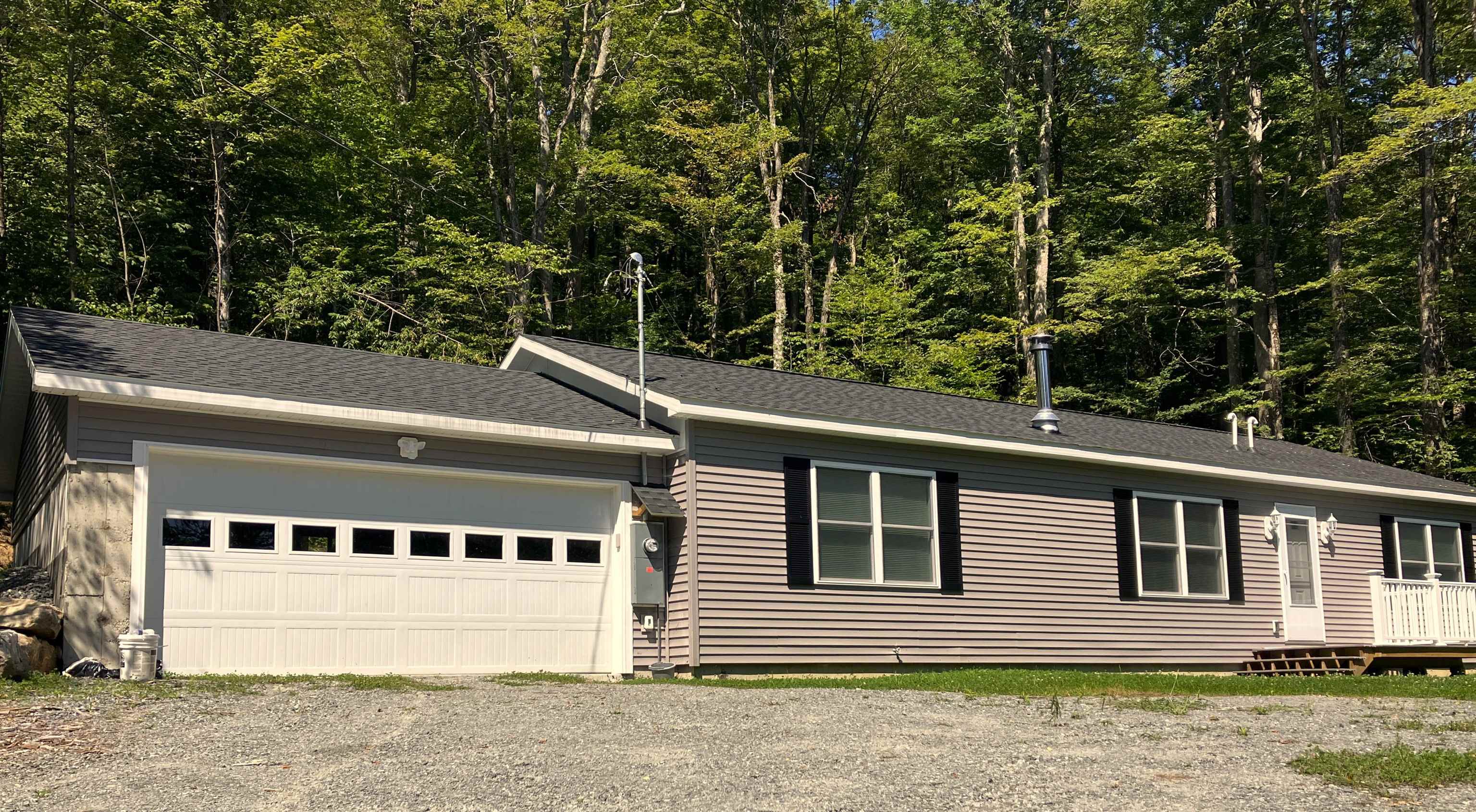 47 Upper Howes Way Property Photo 1