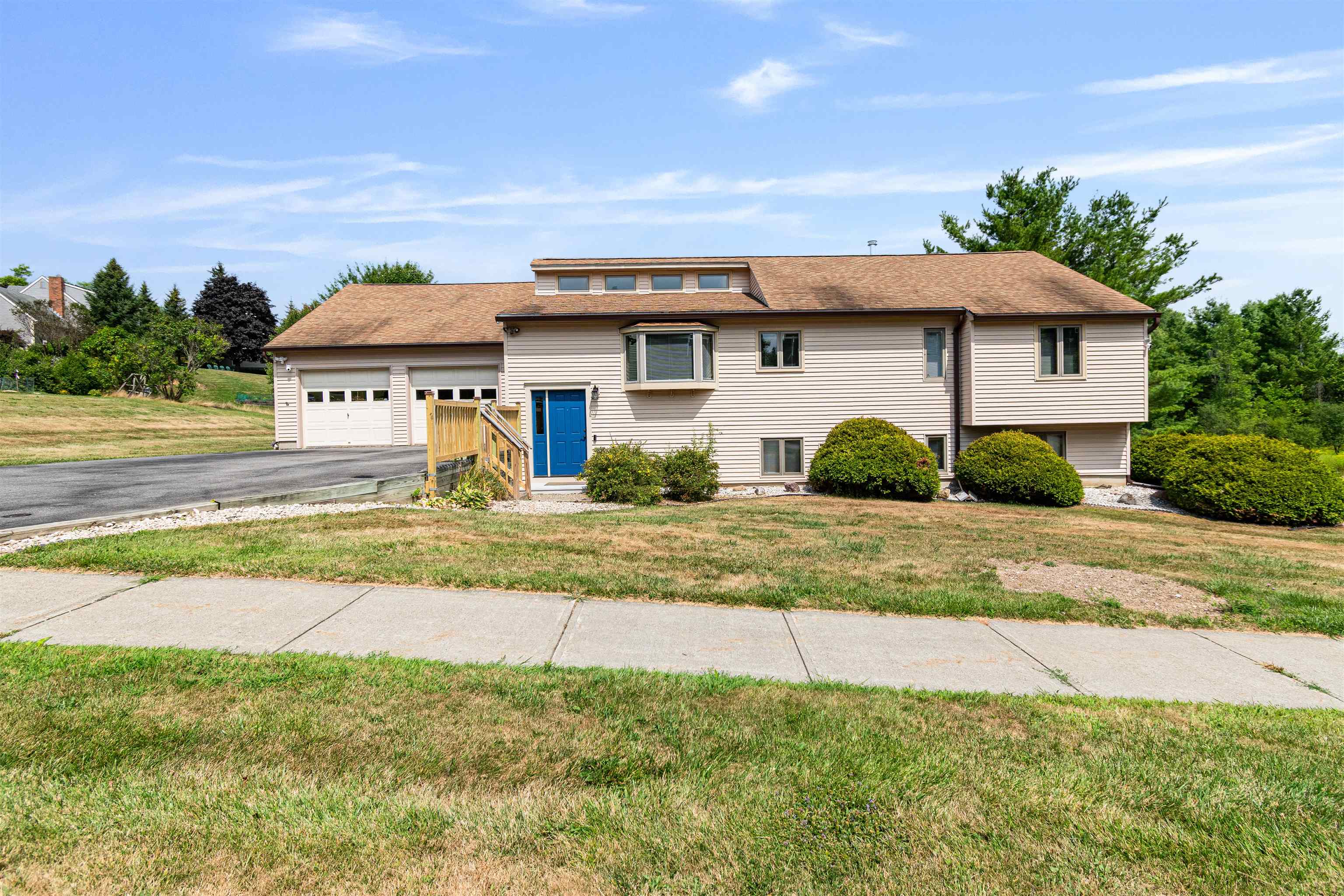 30 Dubois Drive Property Photo 1