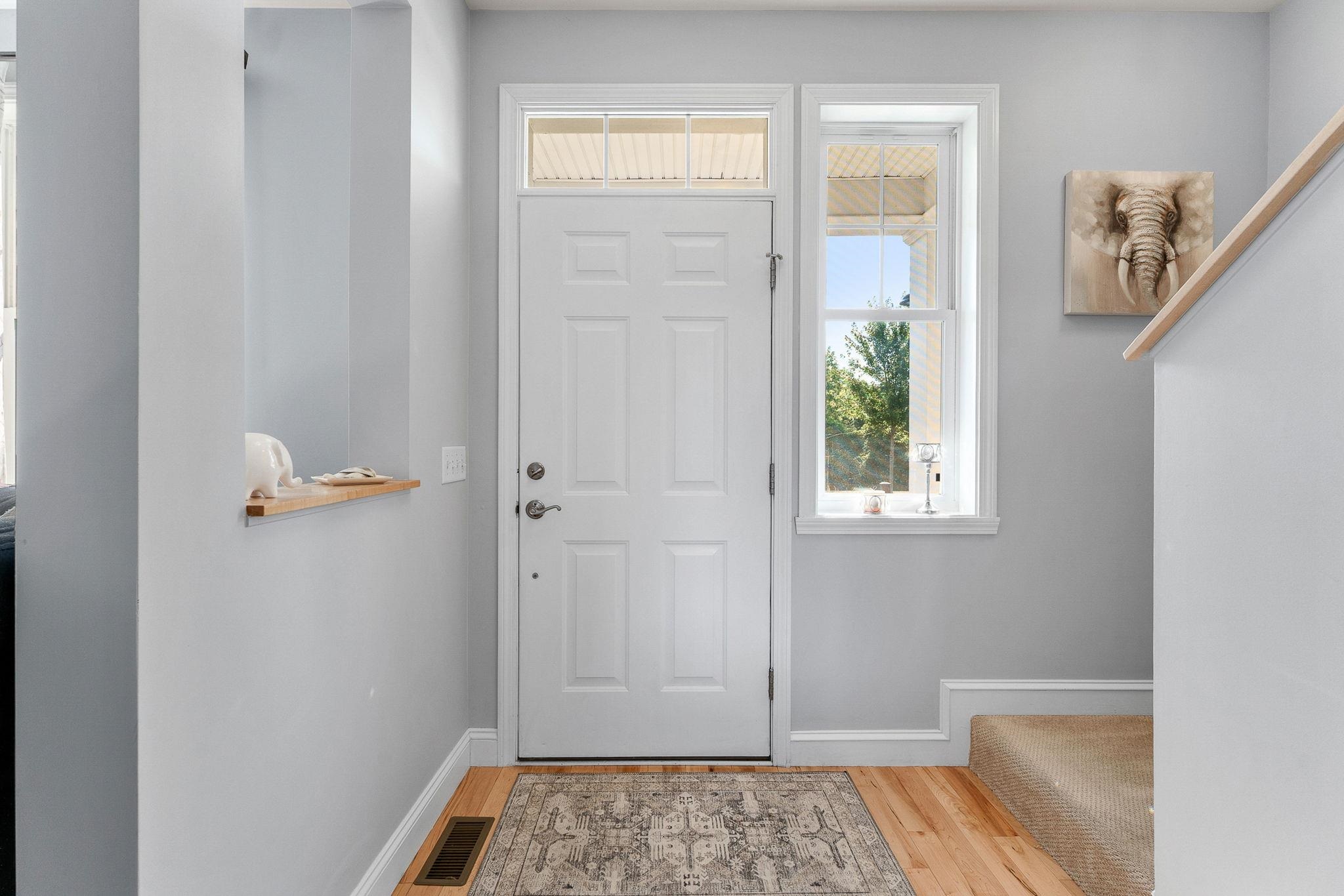 472 Zephyr Road Property Photo 3