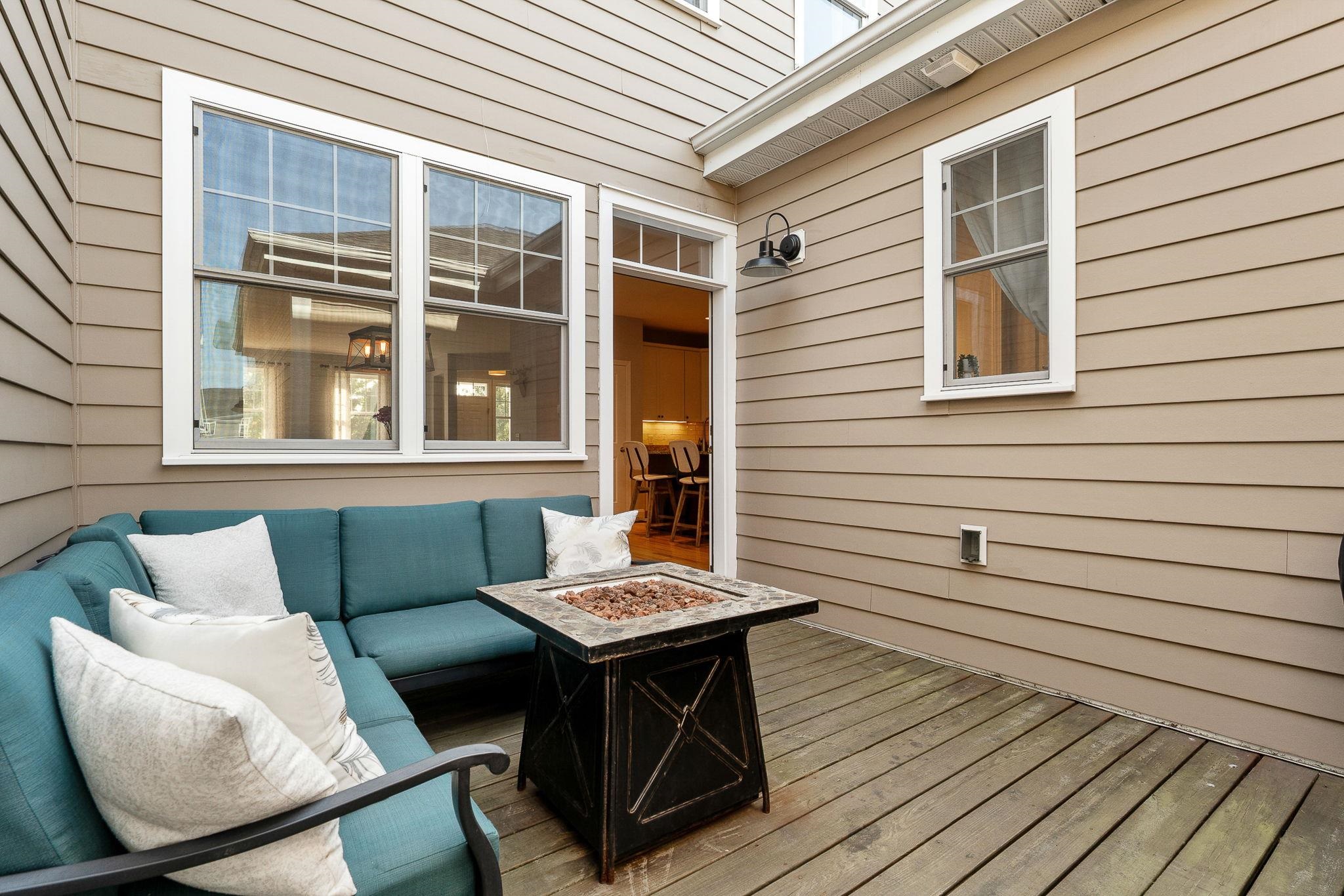 472 Zephyr Road Property Photo 10