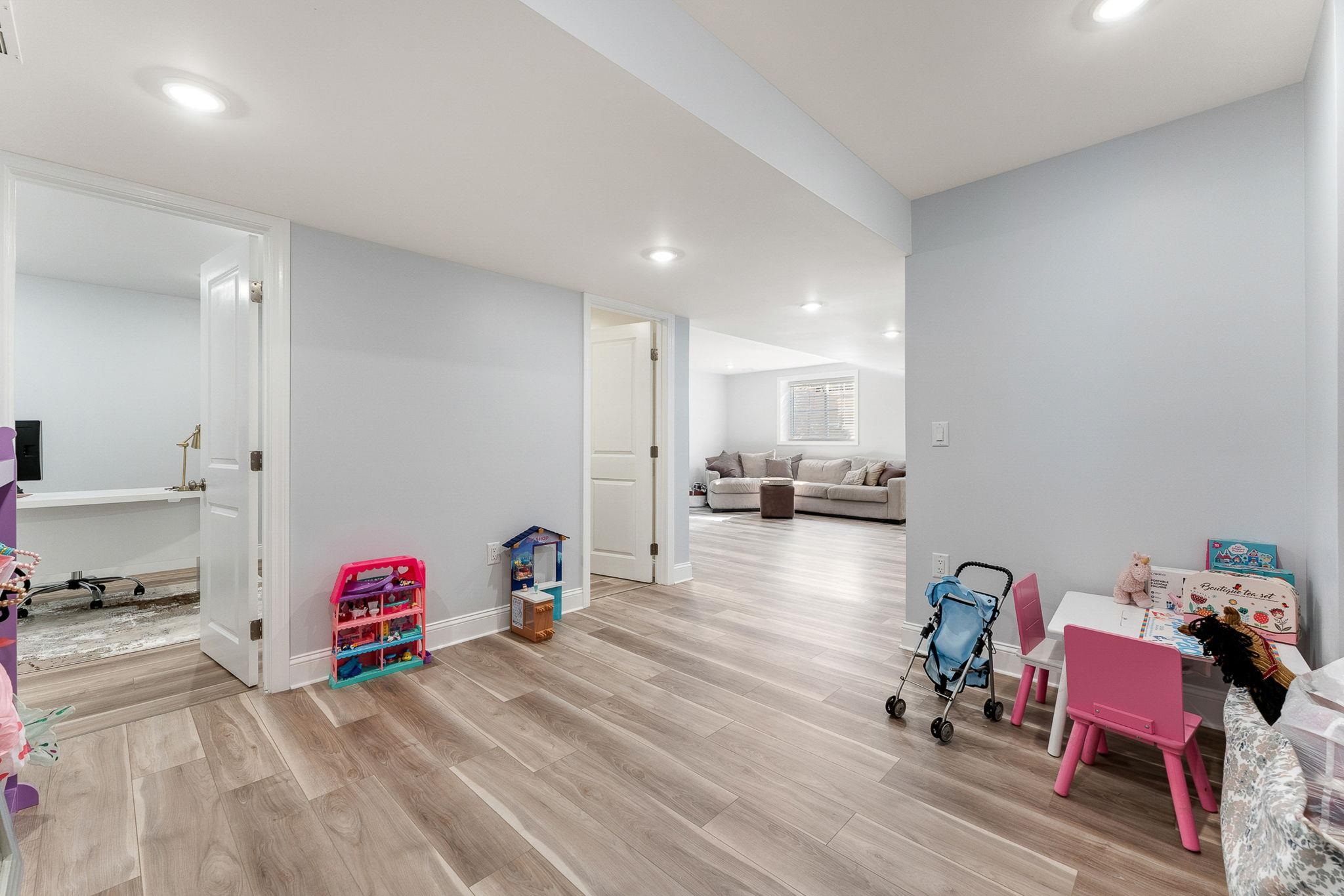 472 Zephyr Road Property Photo 40