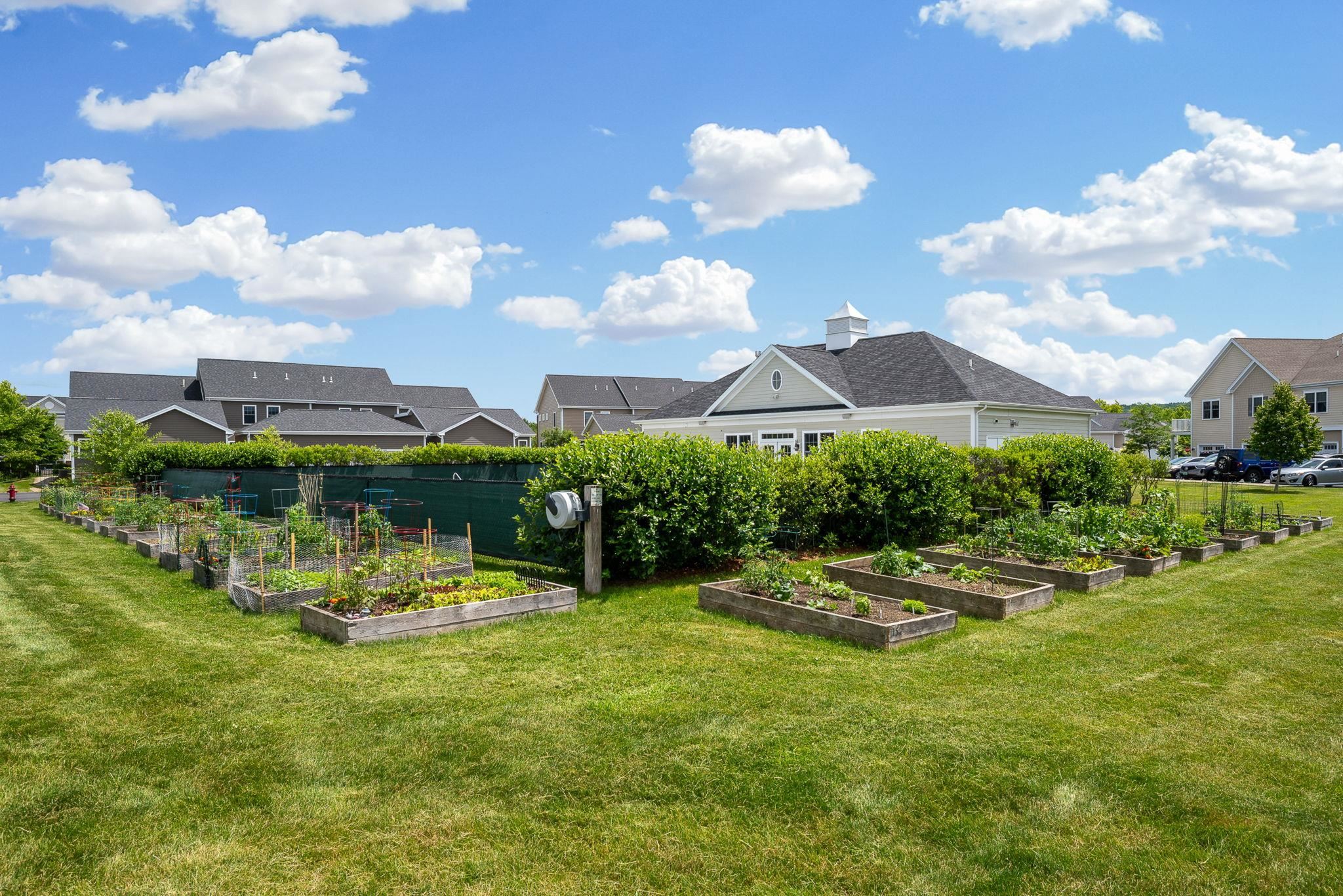 472 Zephyr Road Property Photo 49