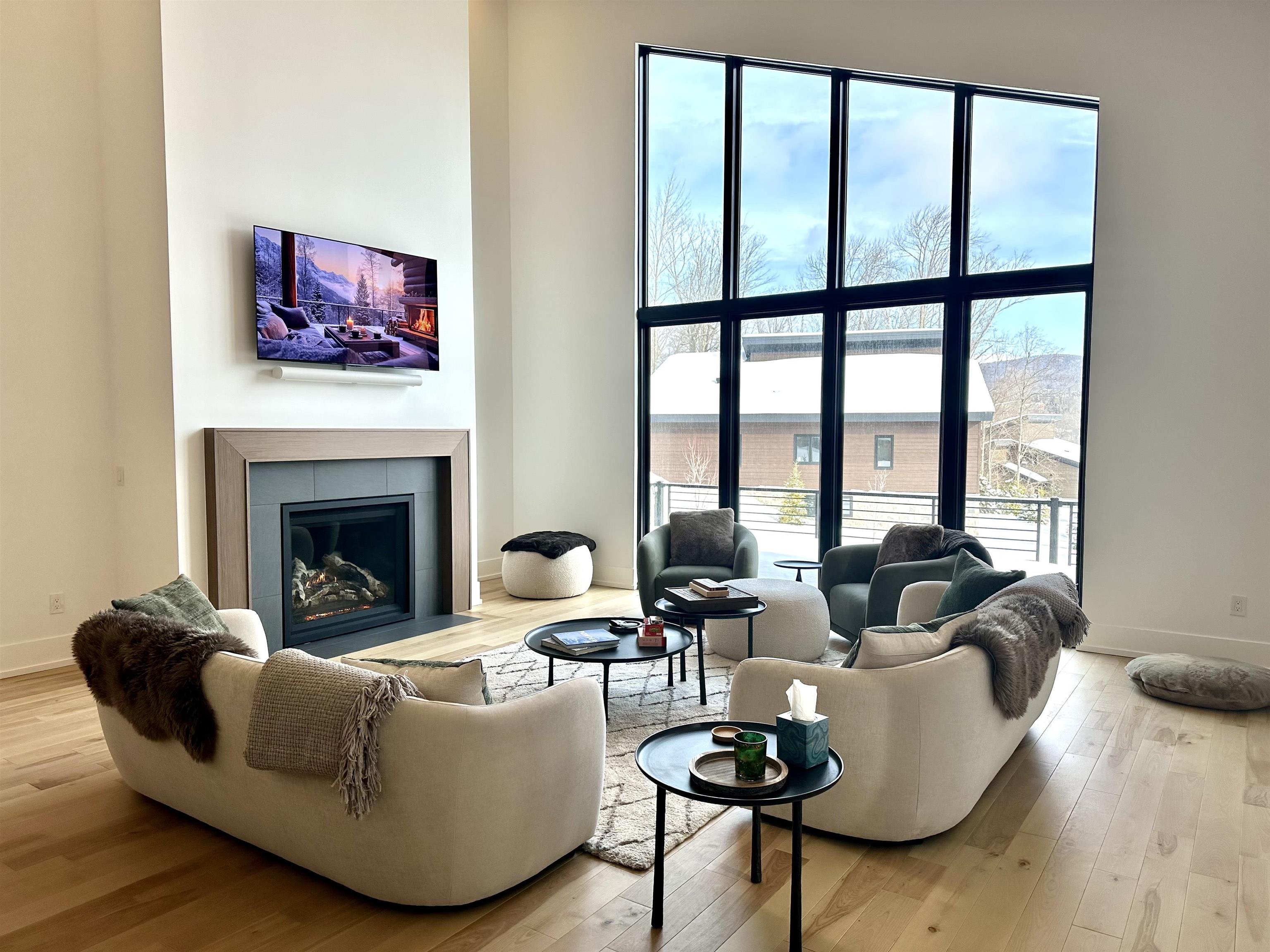 1 Sundance Village Loop Property Photo 4