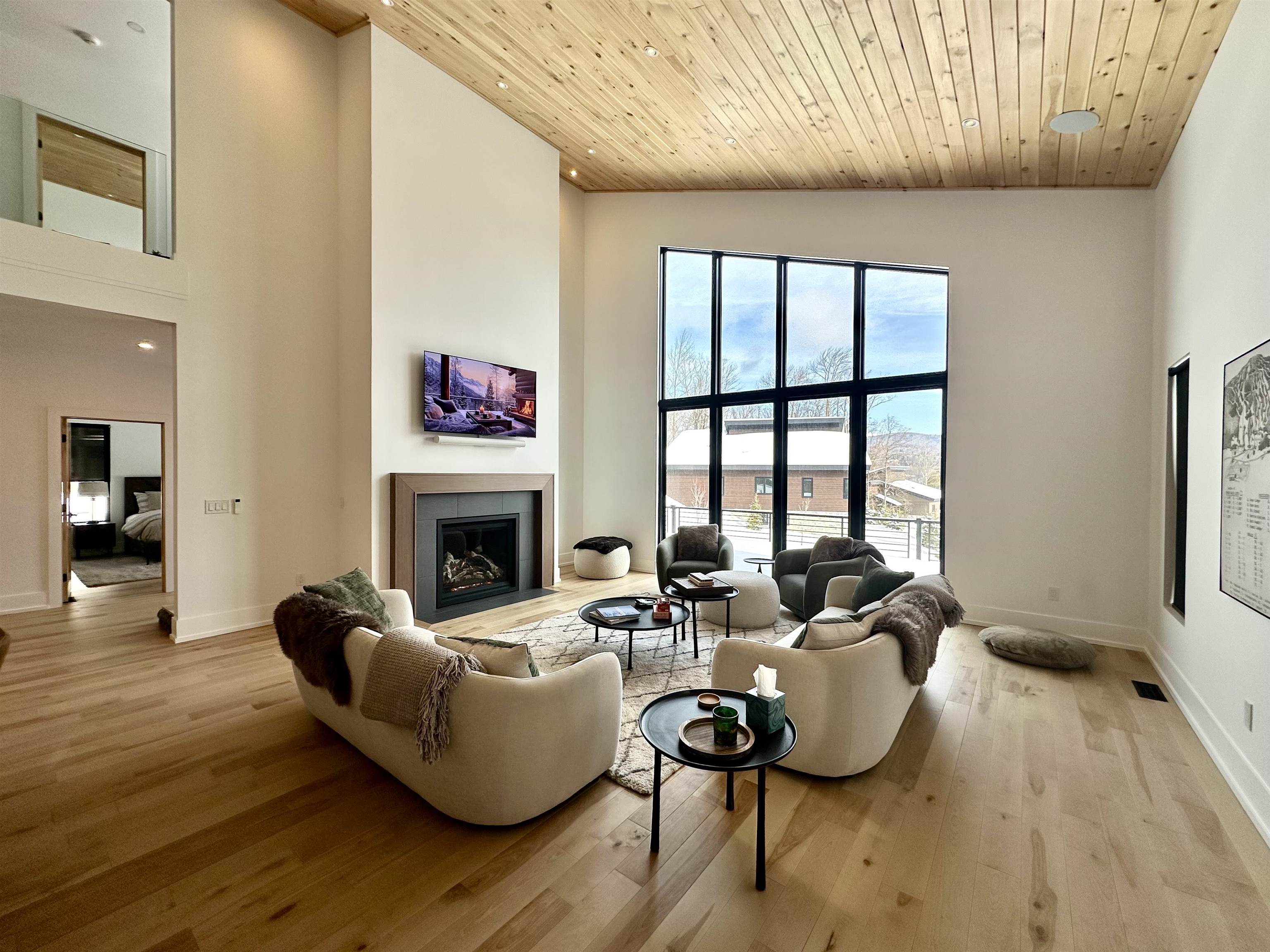 1 Sundance Village Loop Property Photo 5