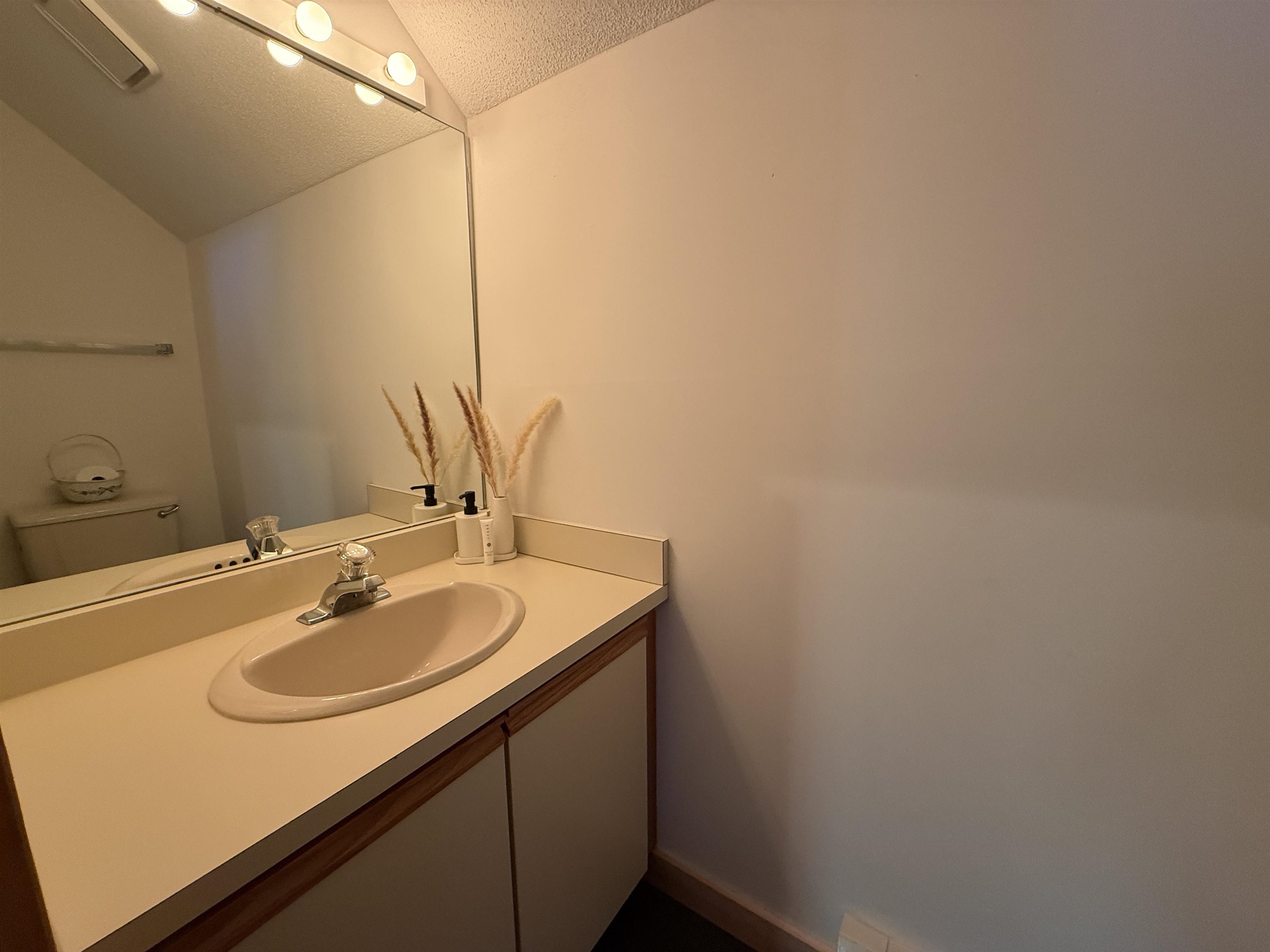 29 First Lane Property Photo 18