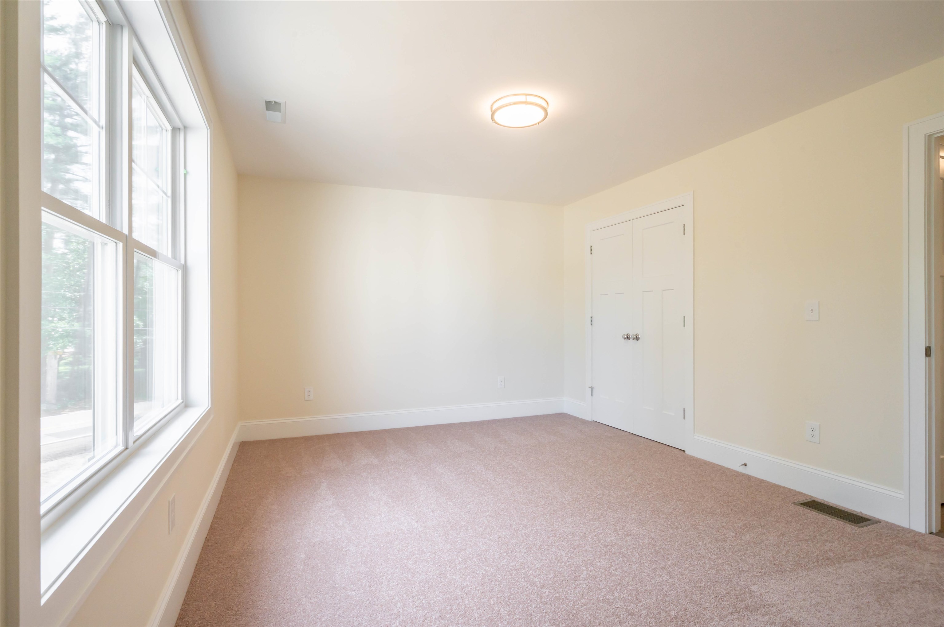 6 Wilderness Drive Property Photo 5