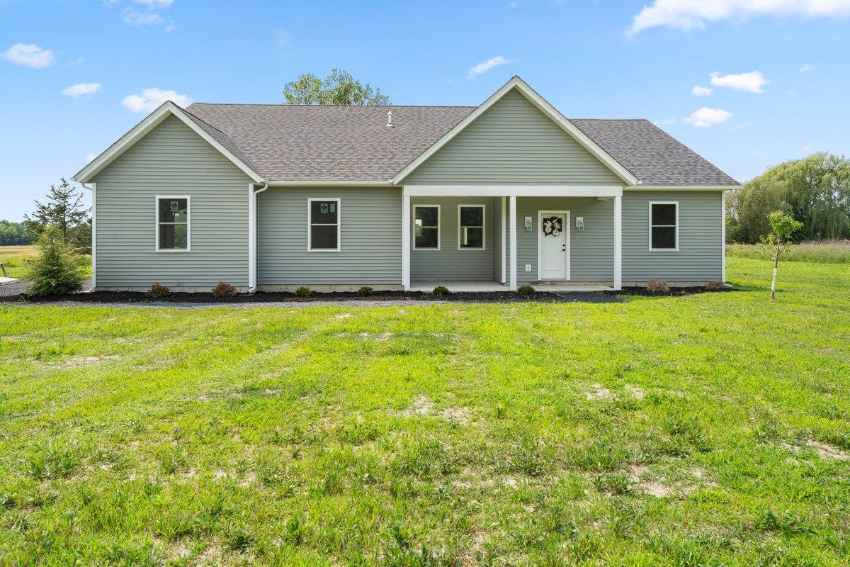52 East Olive Street Property Photo 1