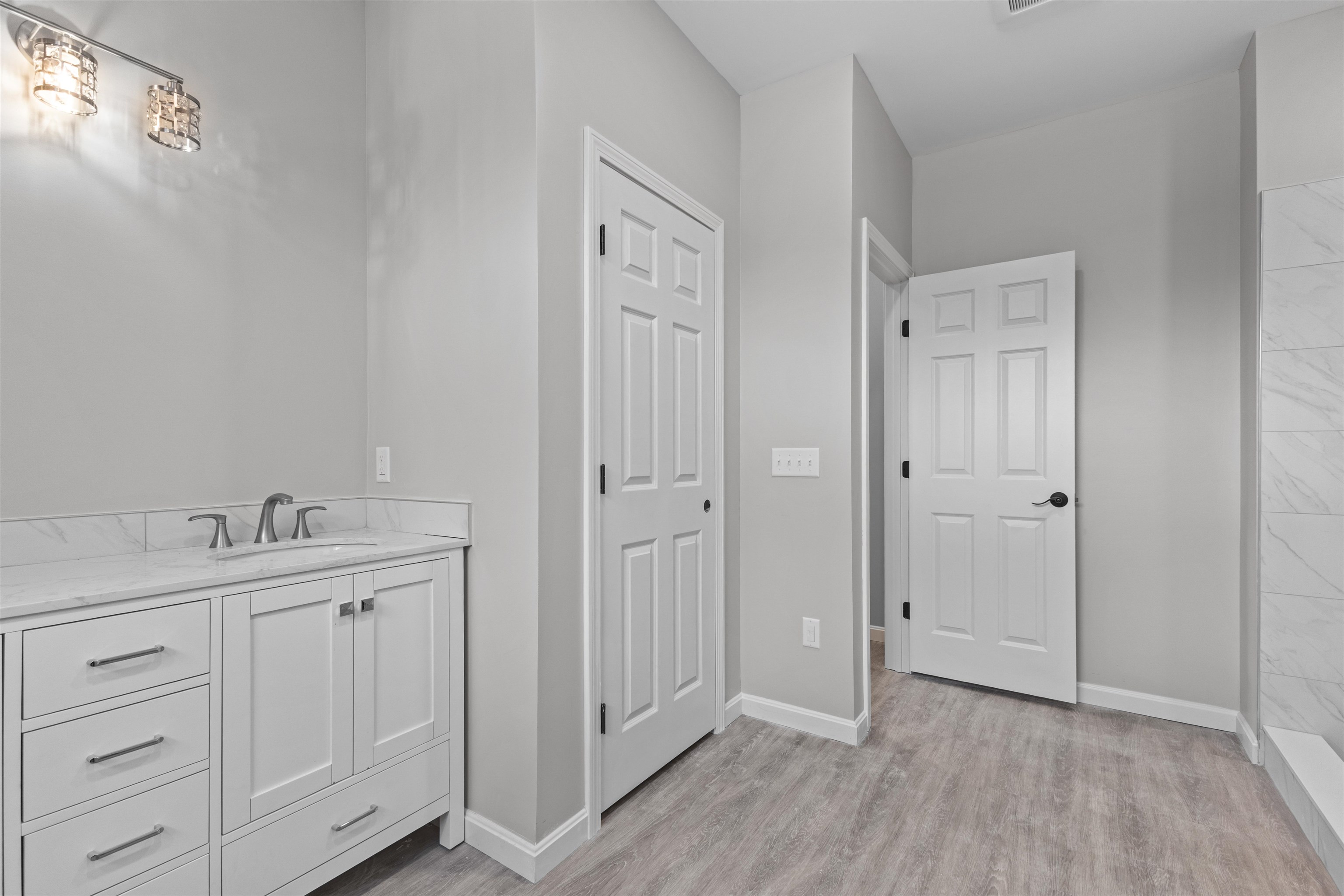 52 East Olive Street Property Photo 25