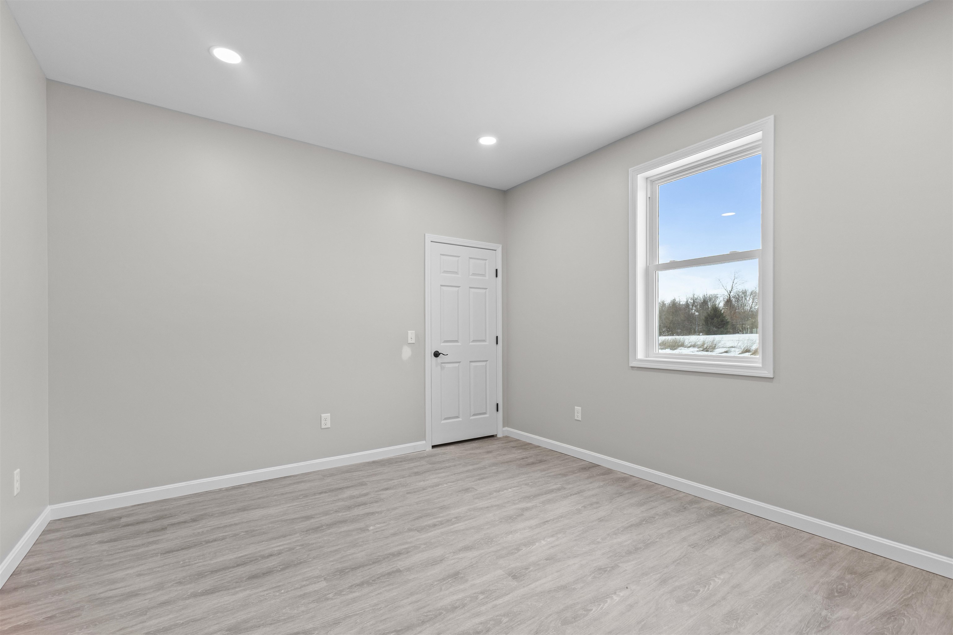 52 East Olive Street Property Photo 27