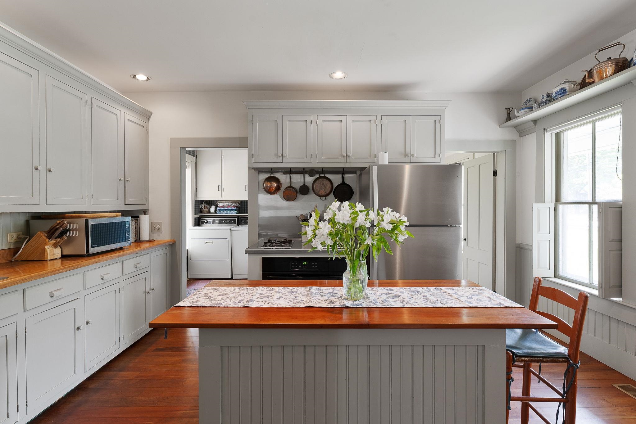 5285 Main Street Property Photo 20