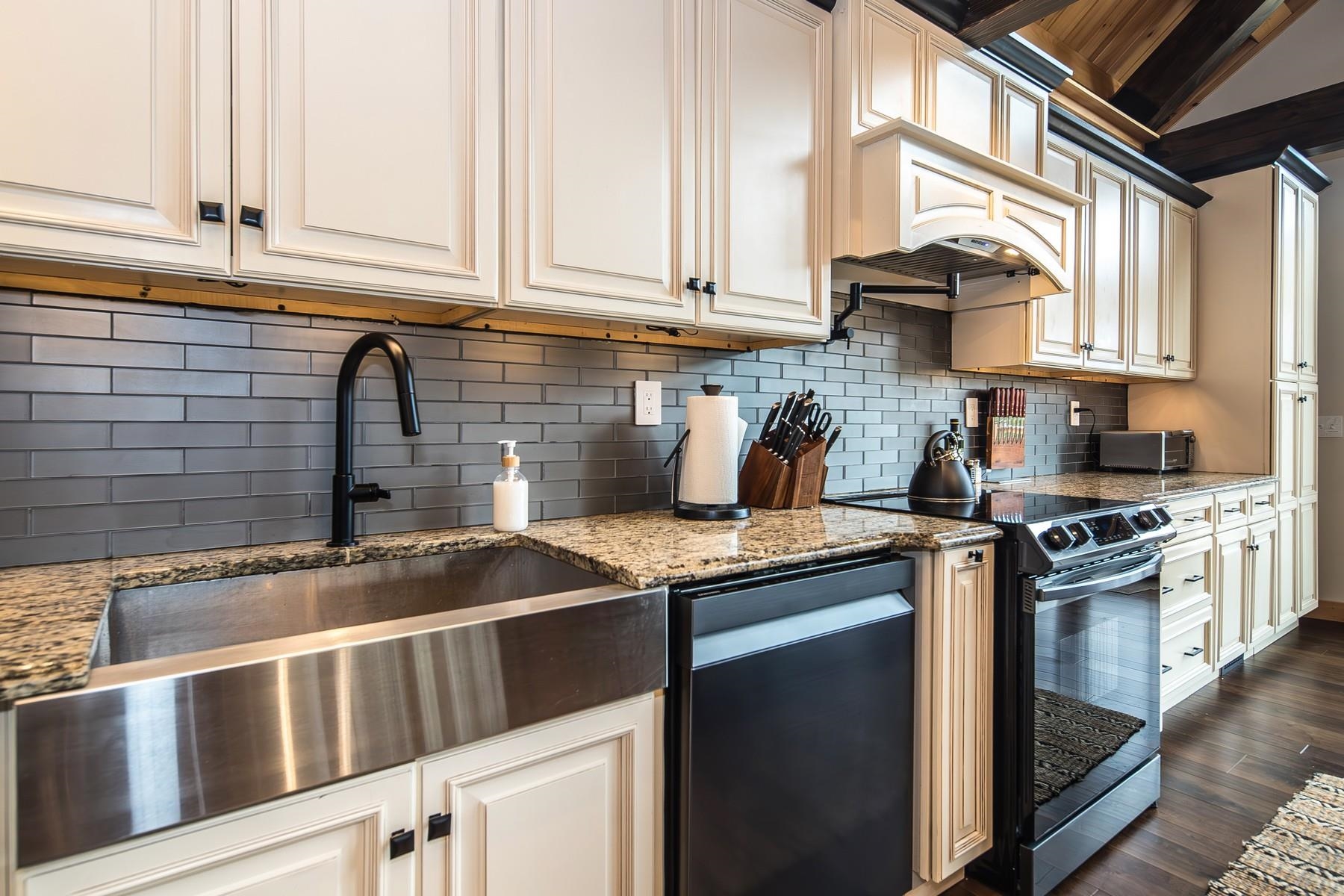 2391 Music Mountain Road Property Photo 15