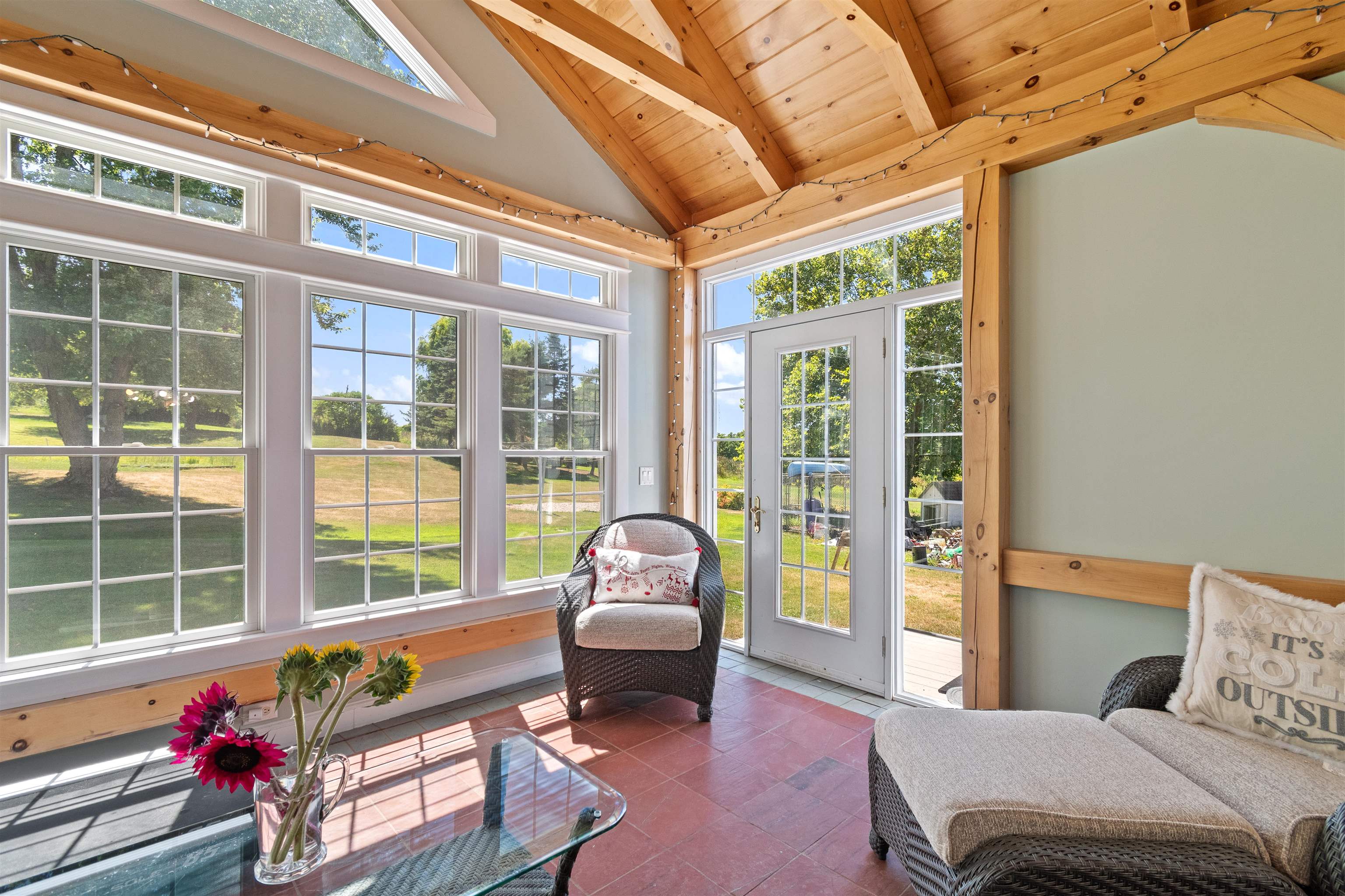 4351 Crown Point Road Property Photo 7