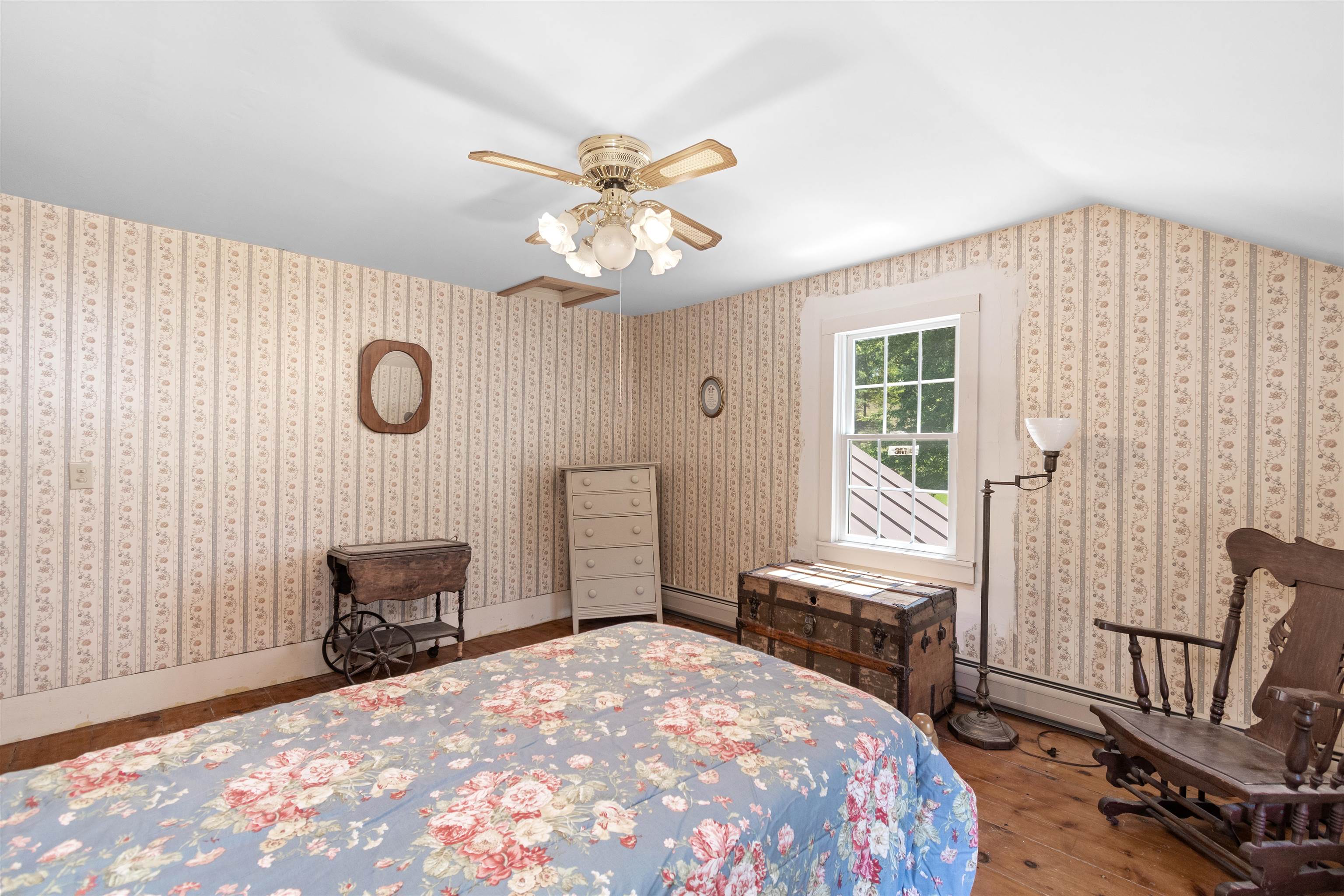 4351 Crown Point Road Property Photo 32