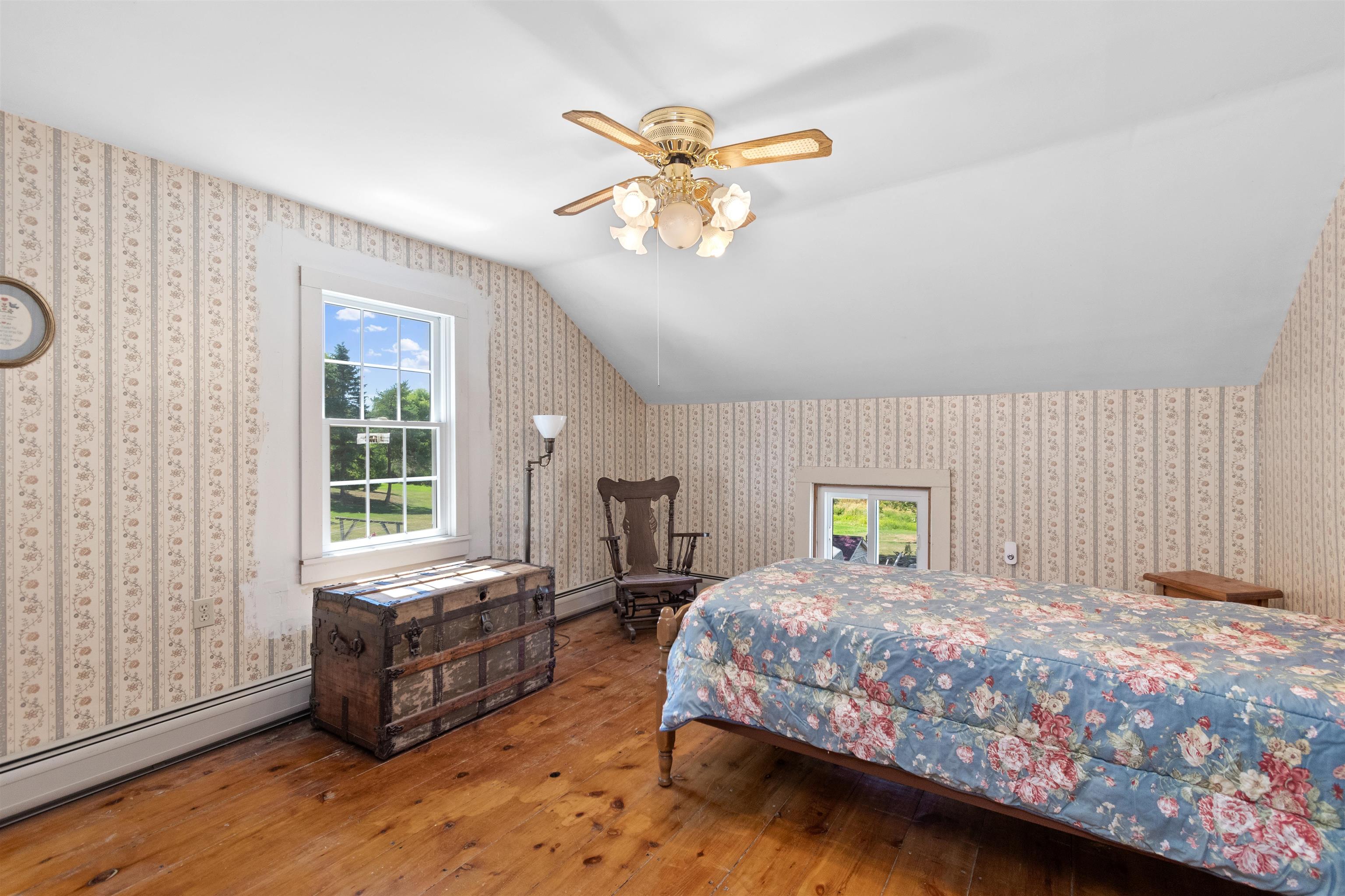 4351 Crown Point Road Property Photo 33