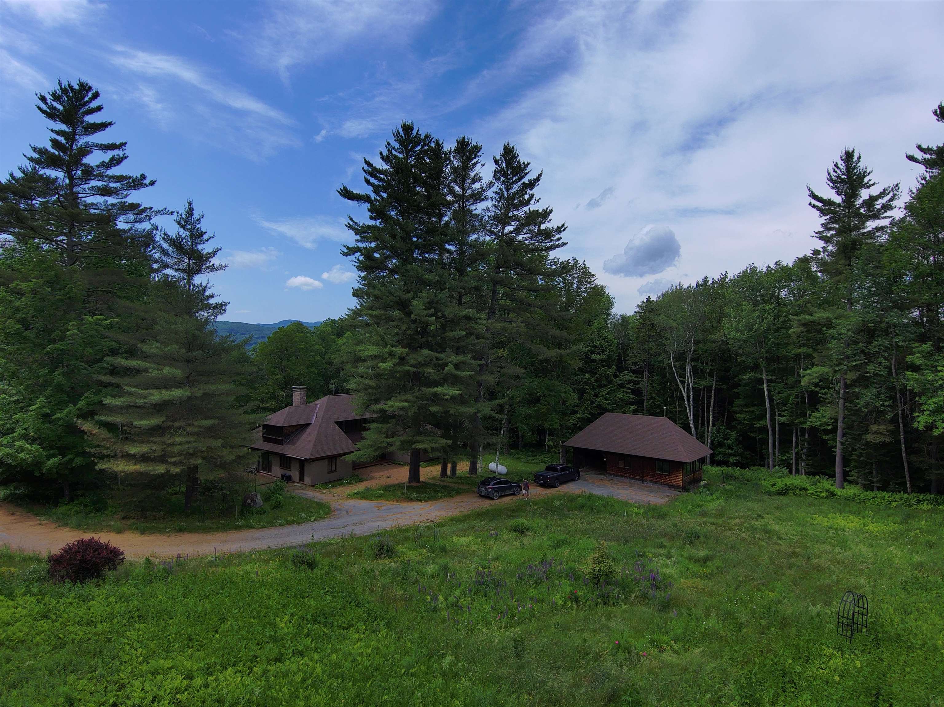 319 Bushnell Road Property Photo 1