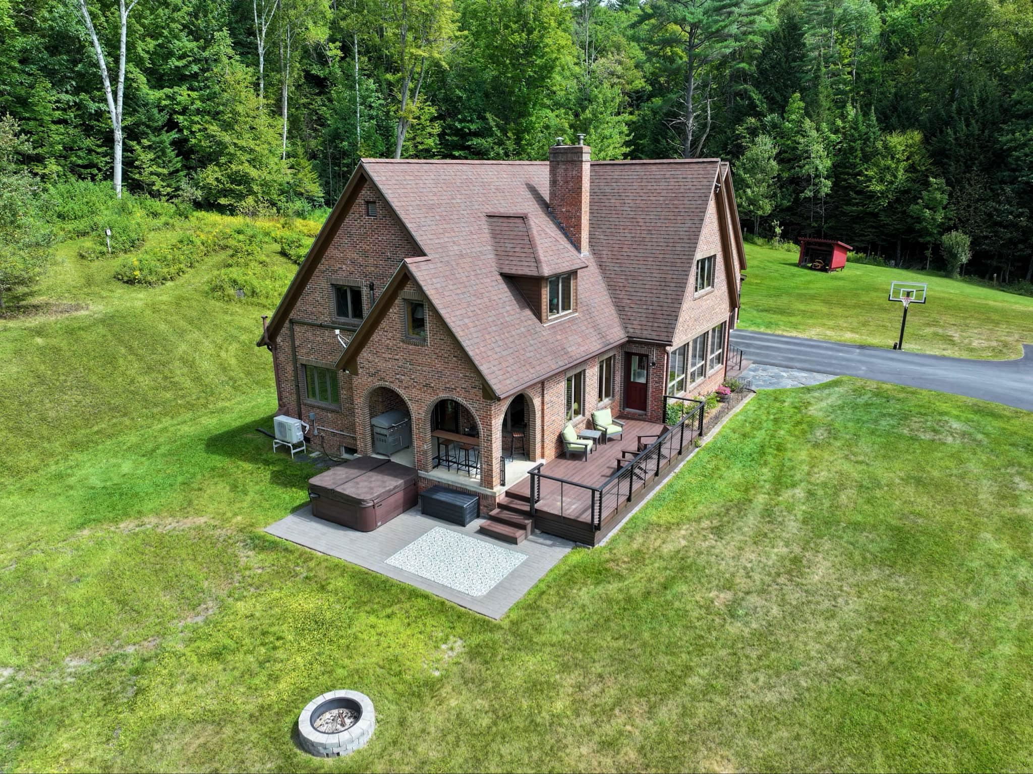 936 Rocky Ridge Property Photo 4