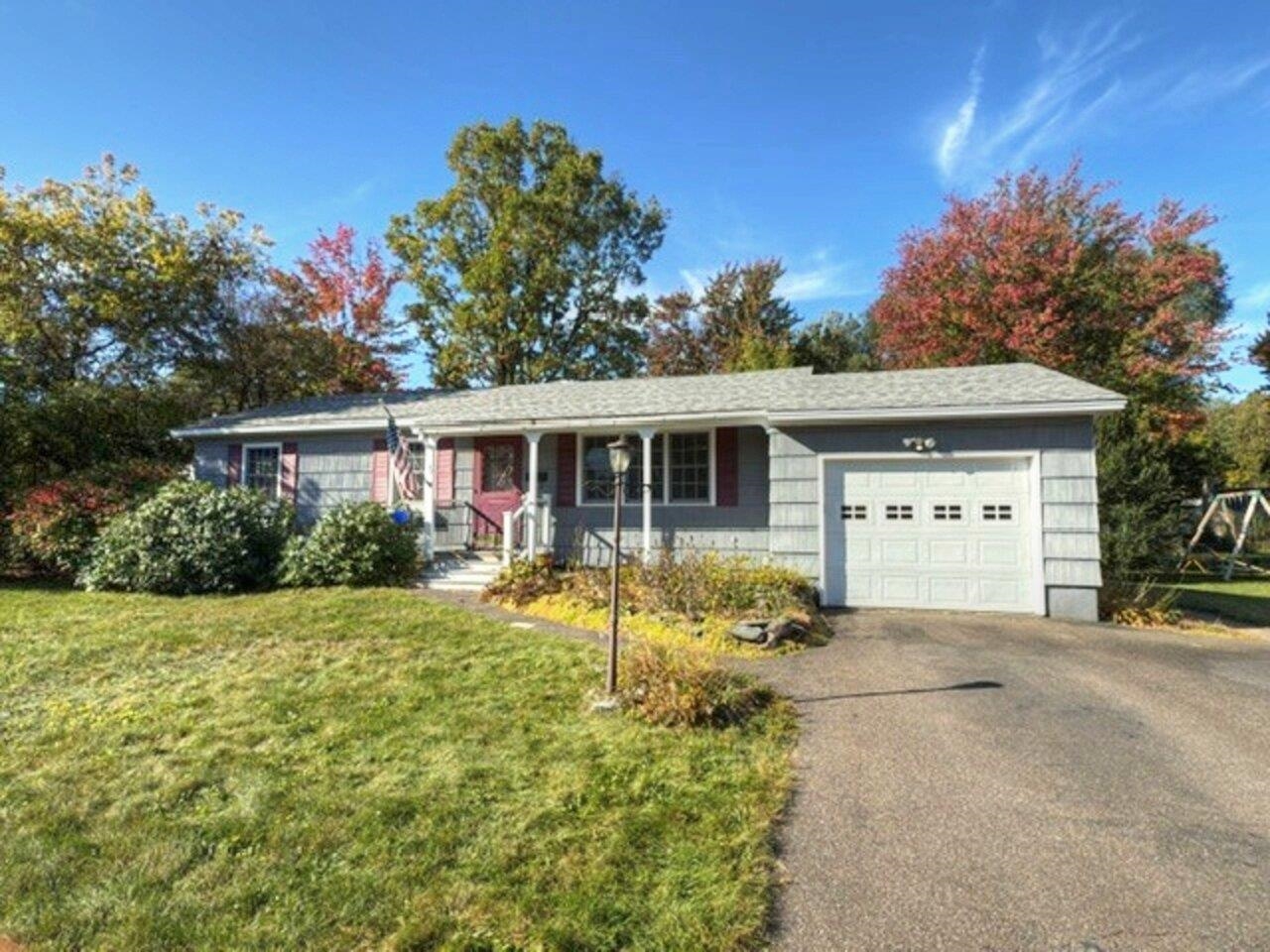 98 Logwood Street Property Photo 1