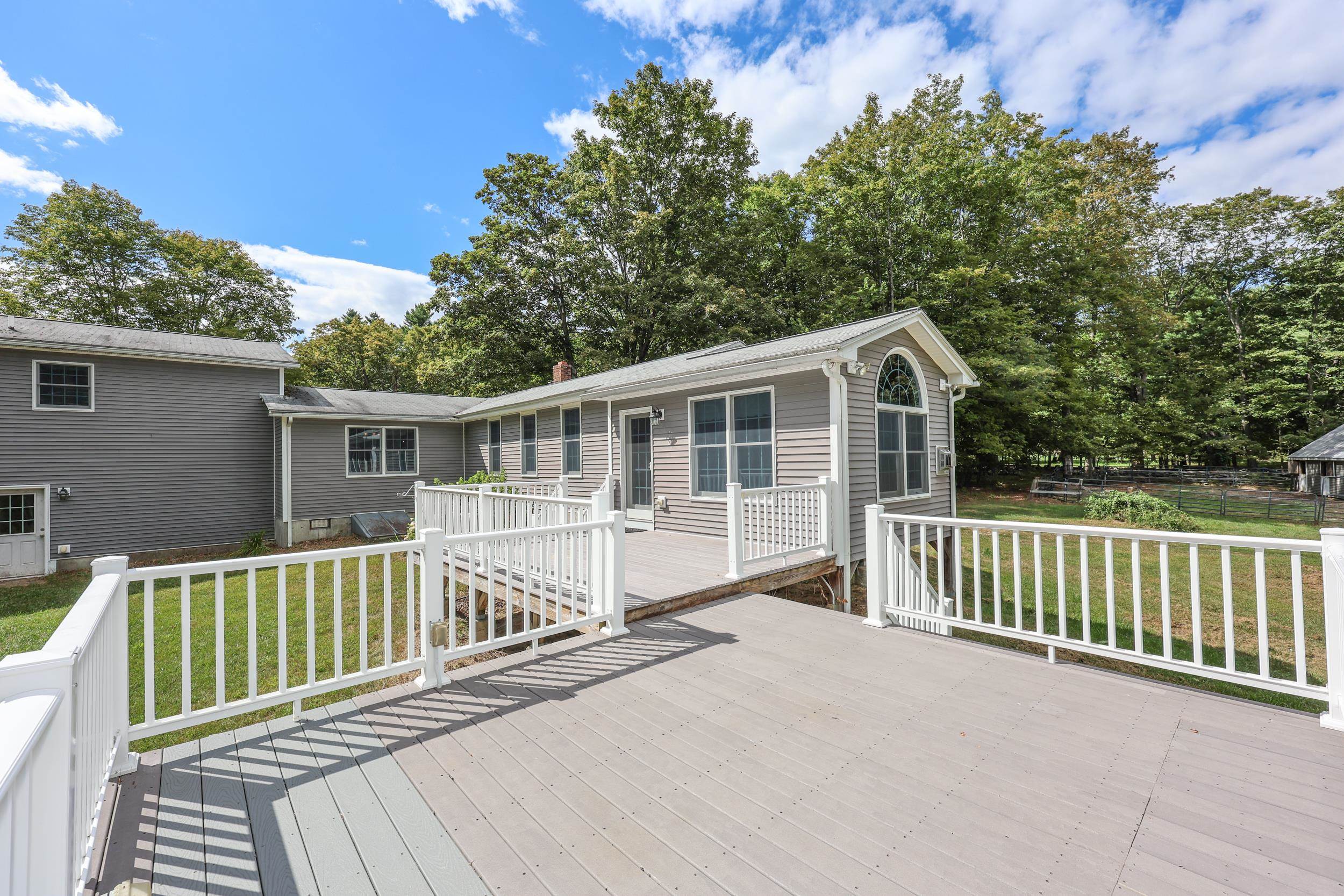 55 Holbrook Hill Road Property Photo 6