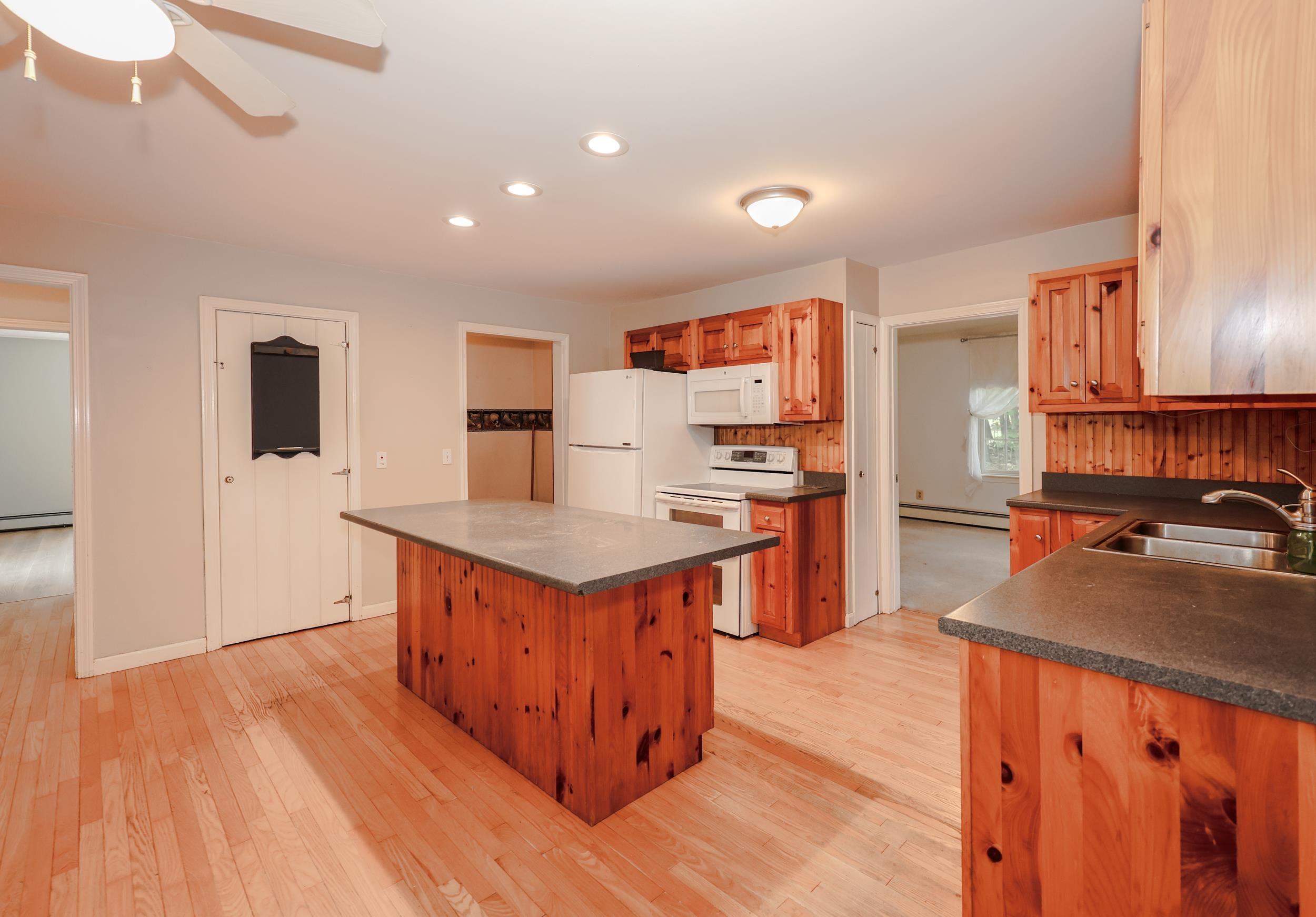 55 Holbrook Hill Road Property Photo 16