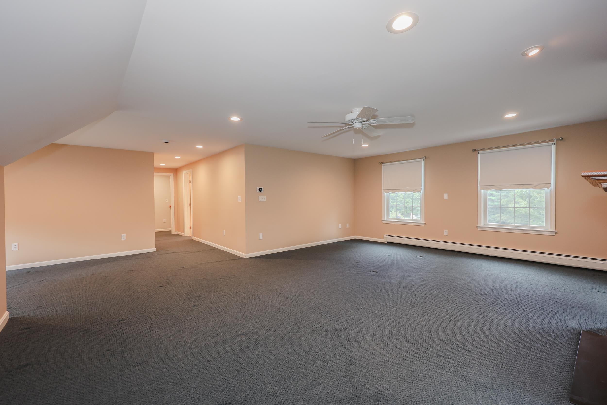 55 Holbrook Hill Road Property Photo 37