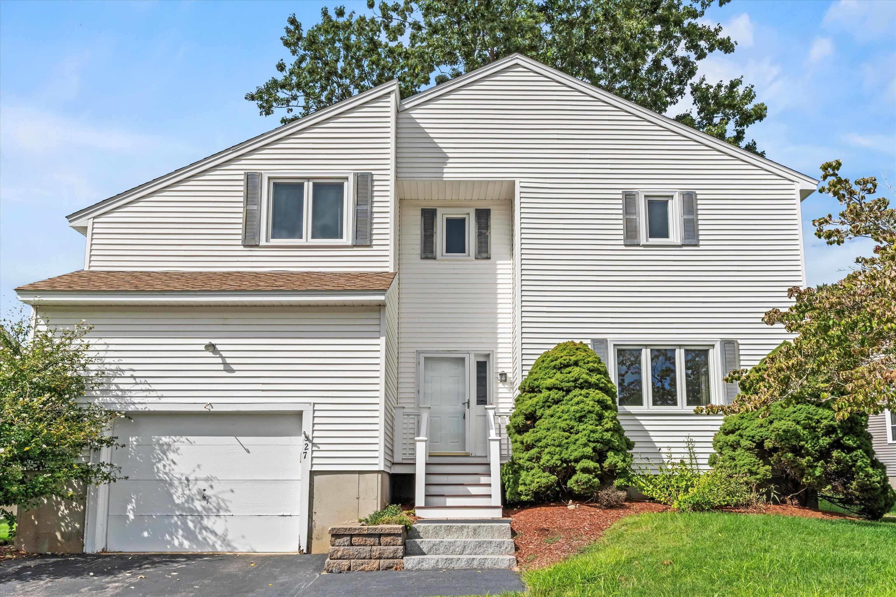 27 Country Hill Road Property Photo 6