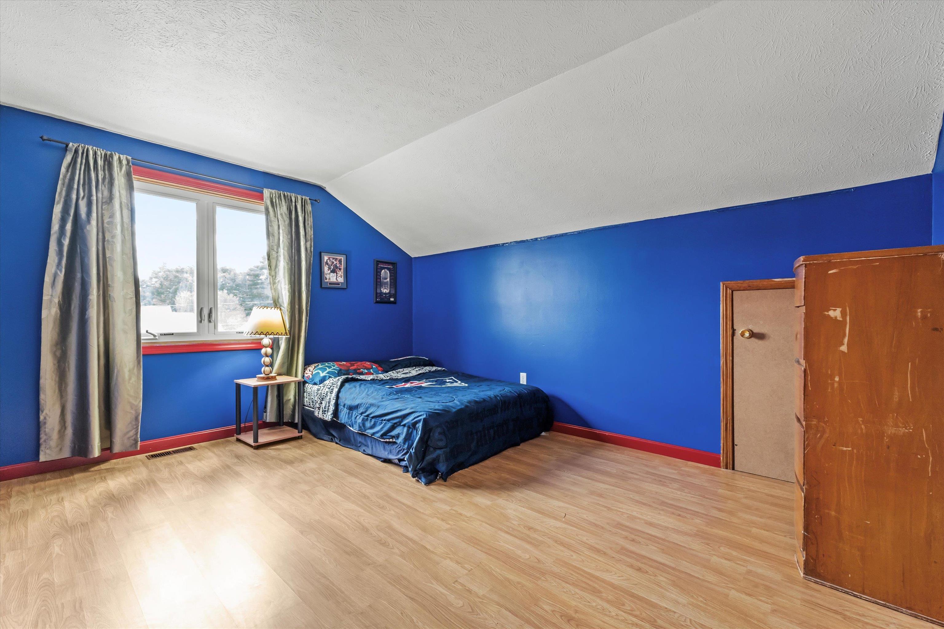 27 Country Hill Road Property Photo 25