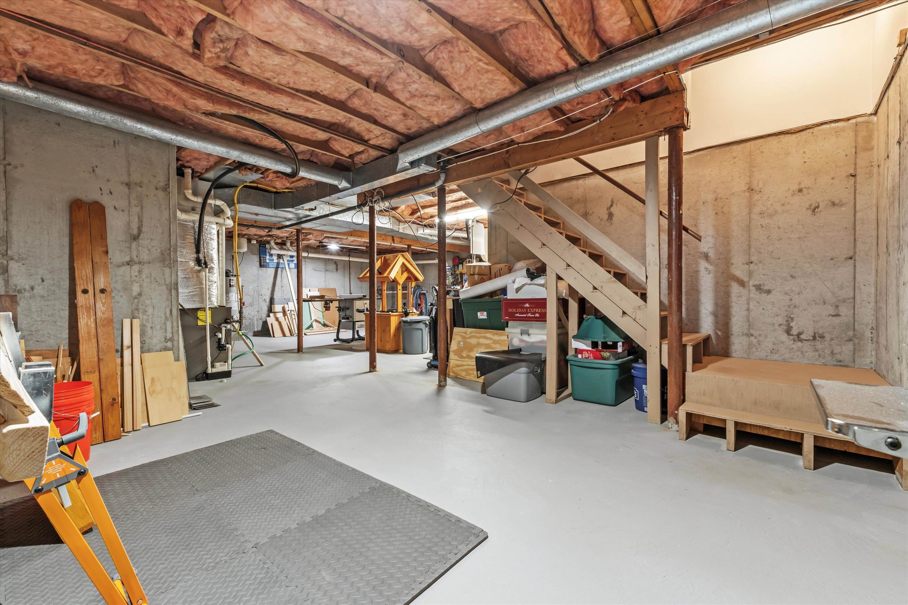 27 Country Hill Road Property Photo 30