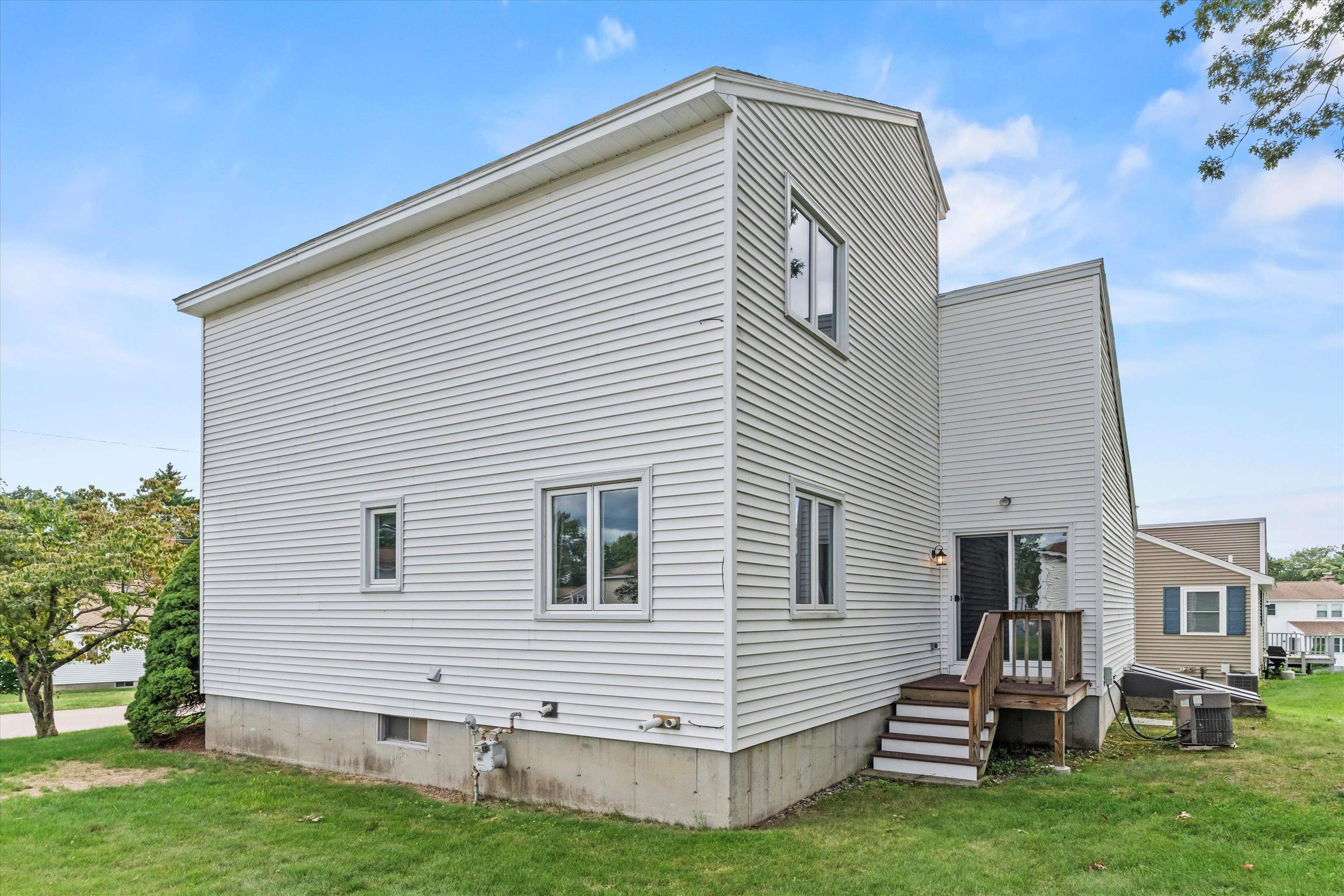 27 Country Hill Road Property Photo 34