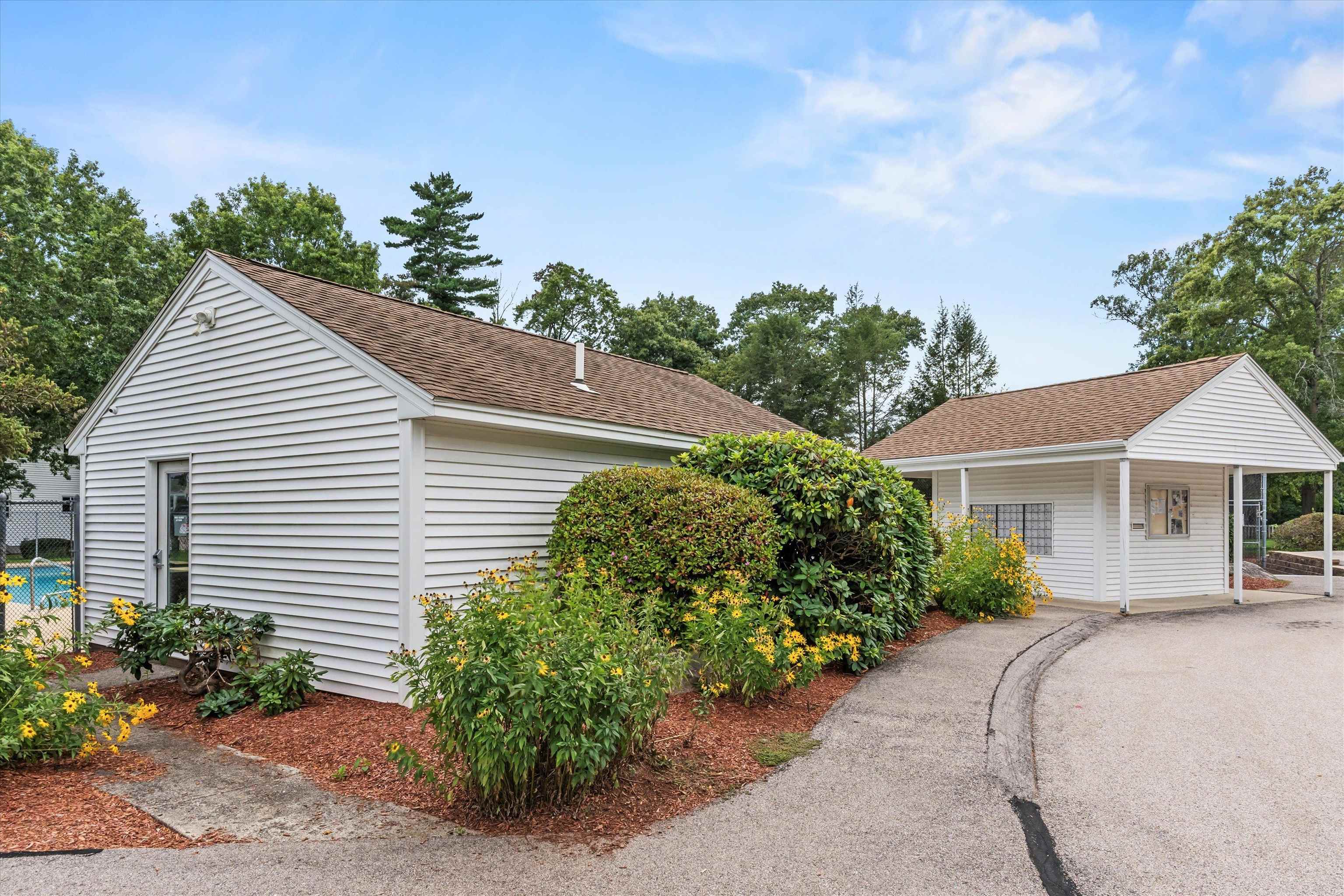 27 Country Hill Road Property Photo 37