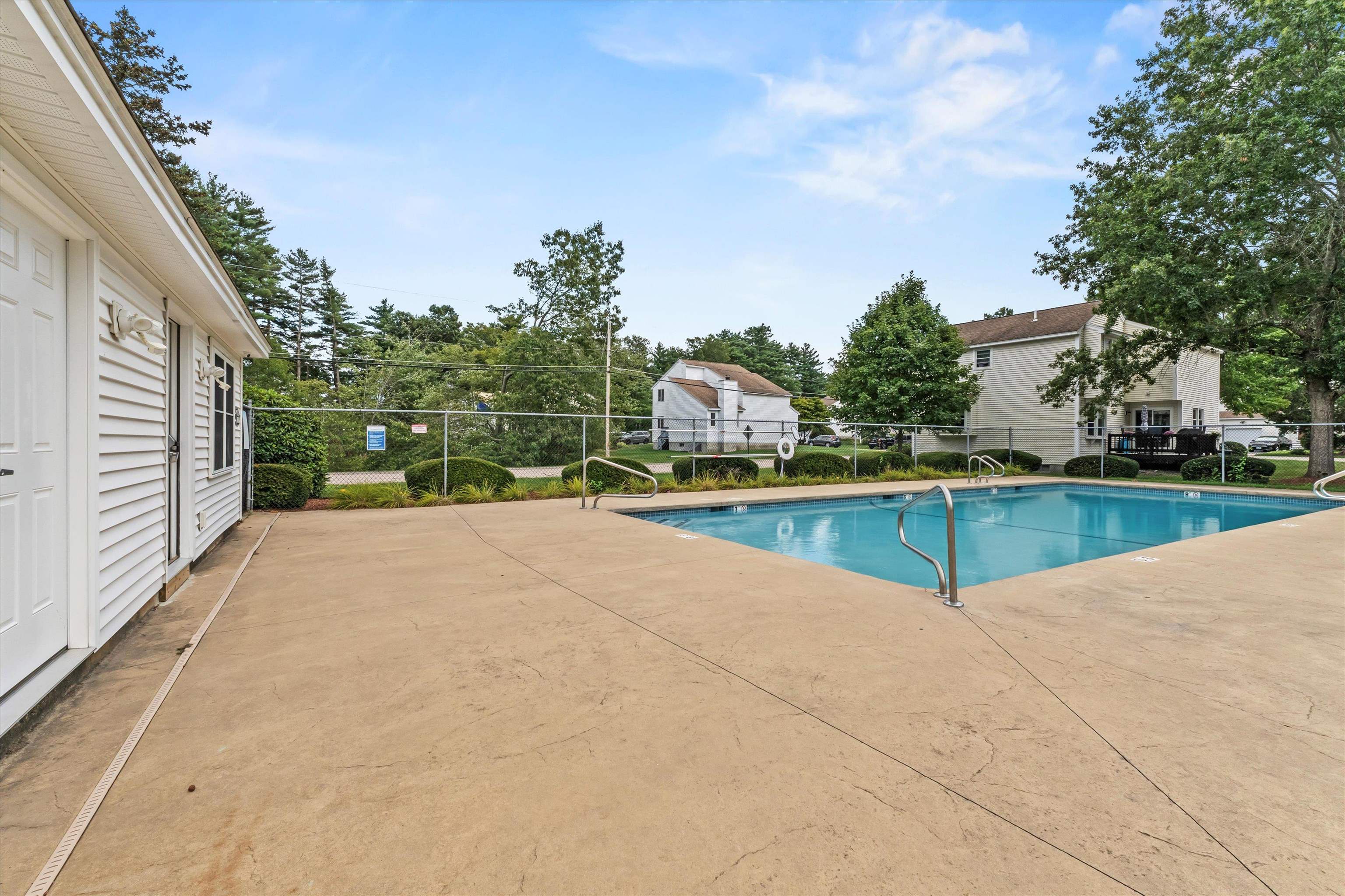 27 Country Hill Road Property Photo 40