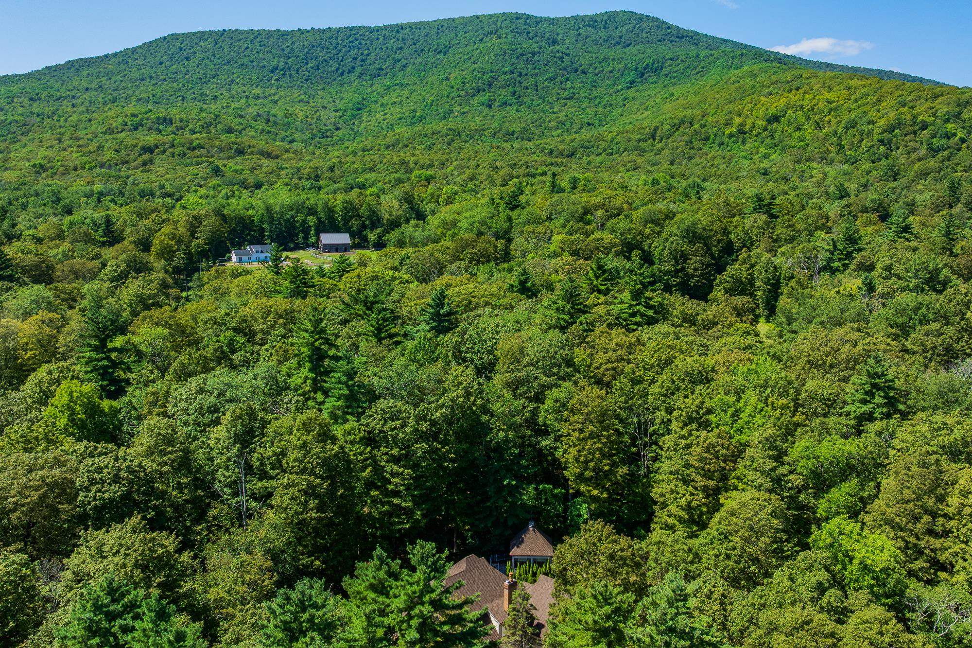 932 Mcnamara Road Property Photo 37