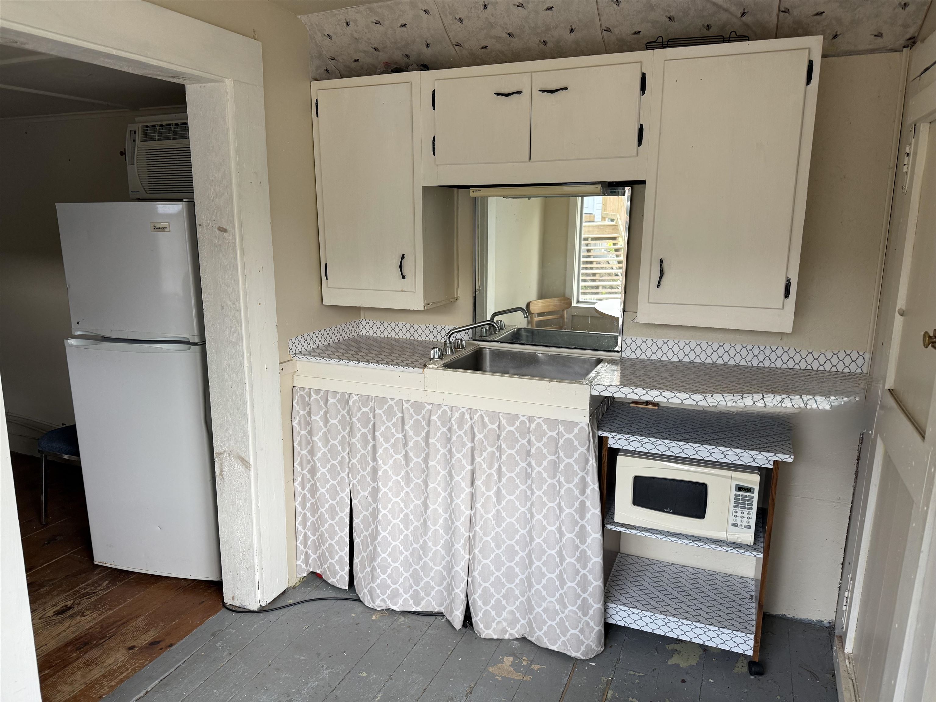 24 Dock Road Property Photo 6